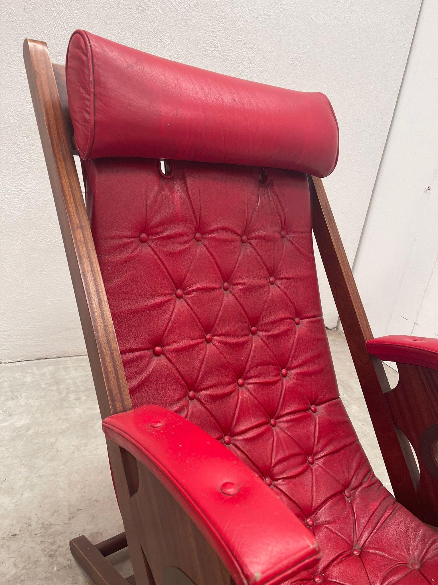 Italian Famous English Style Chair  For Sale