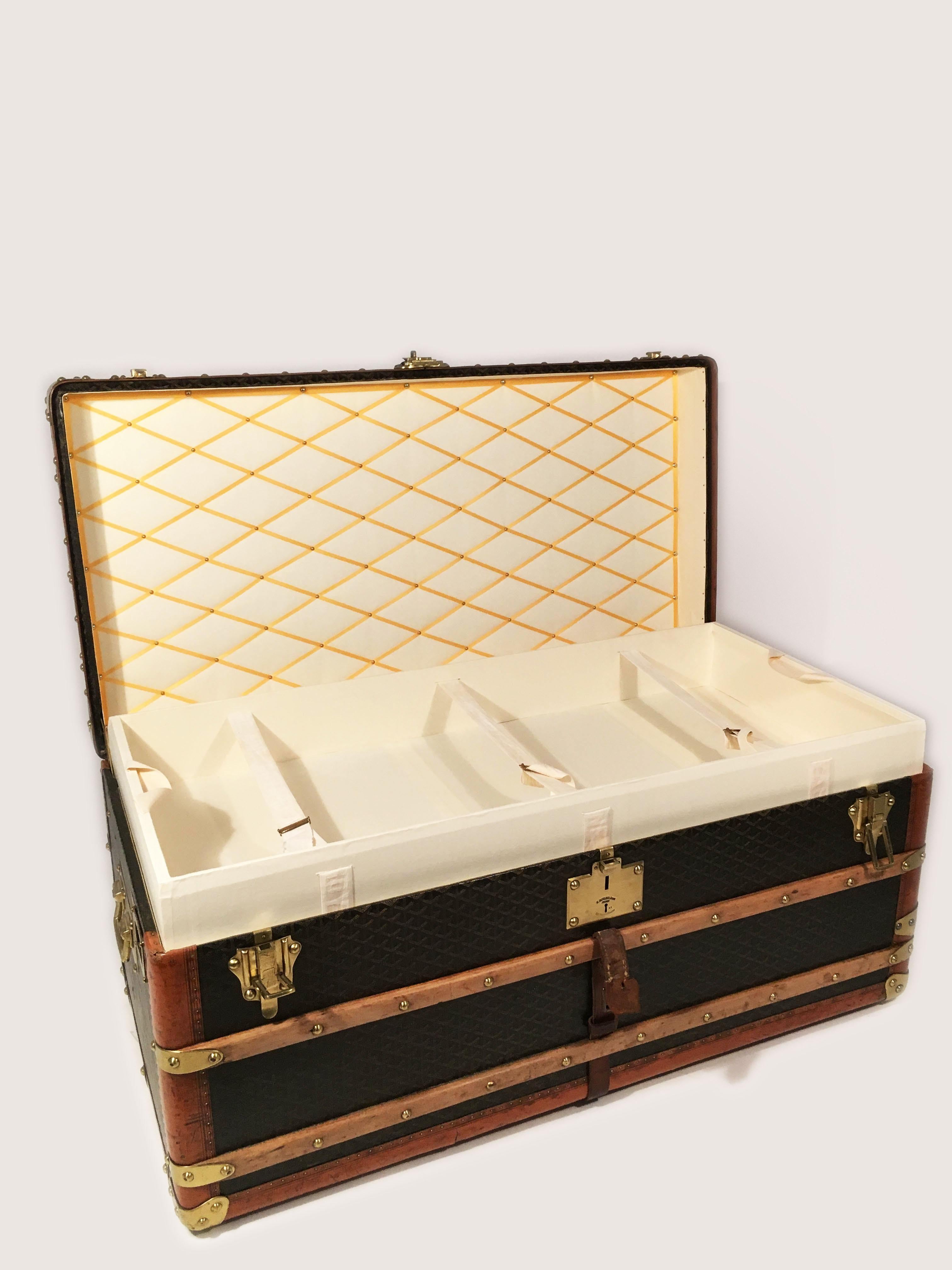 Goyard Steamer Trunk from the Princely House of Thurn and Taxis For Sale 9