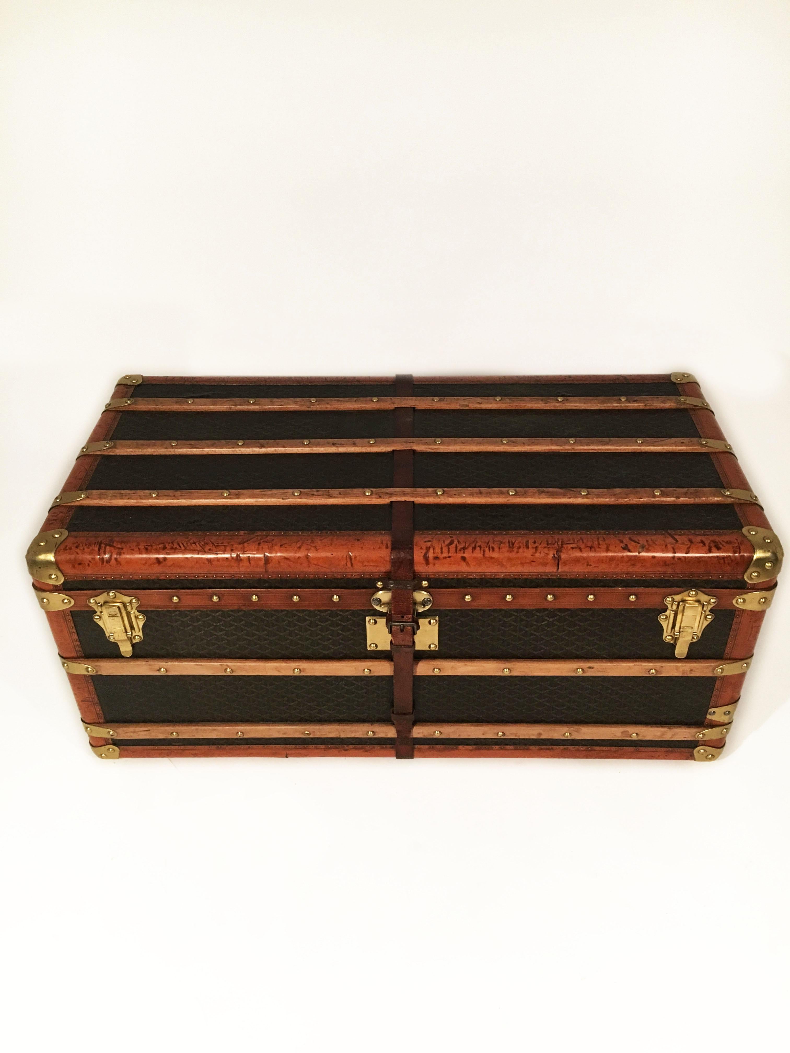 A superb famous large size steamer trunk by Goyard with chevron pattern canvas covering, leather trim, and polished brass handles, lock and catches; circa 1910. This famous Goyard trunk once belonged Elisabeth Helene von Thurn und Taxis, the only