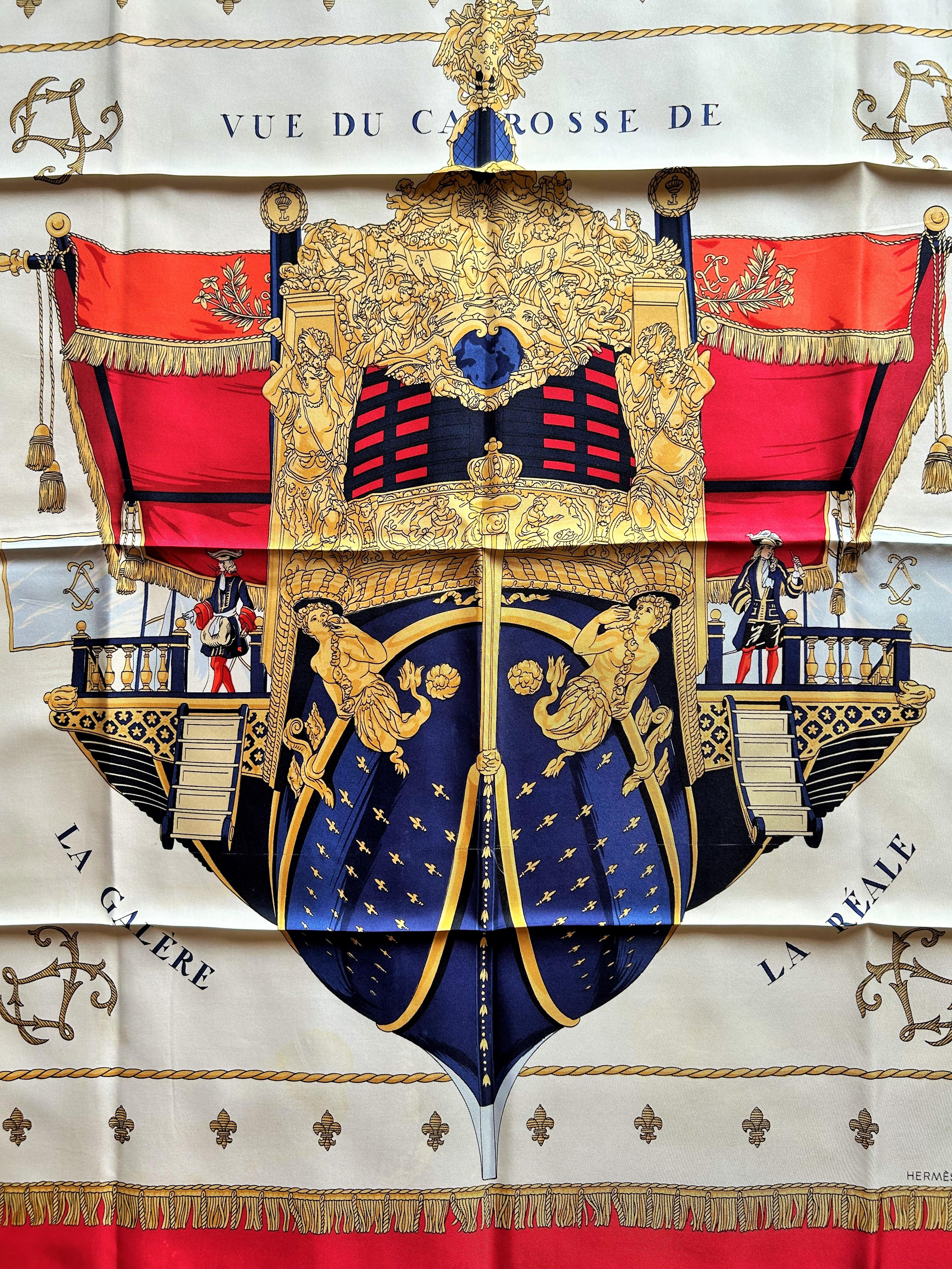 Famoso foulard di Hermès intitolato La Réale by Hugo Grygkar con la sua scatola CIRCA 1990 In condizioni buone in vendita a Toulon, FR