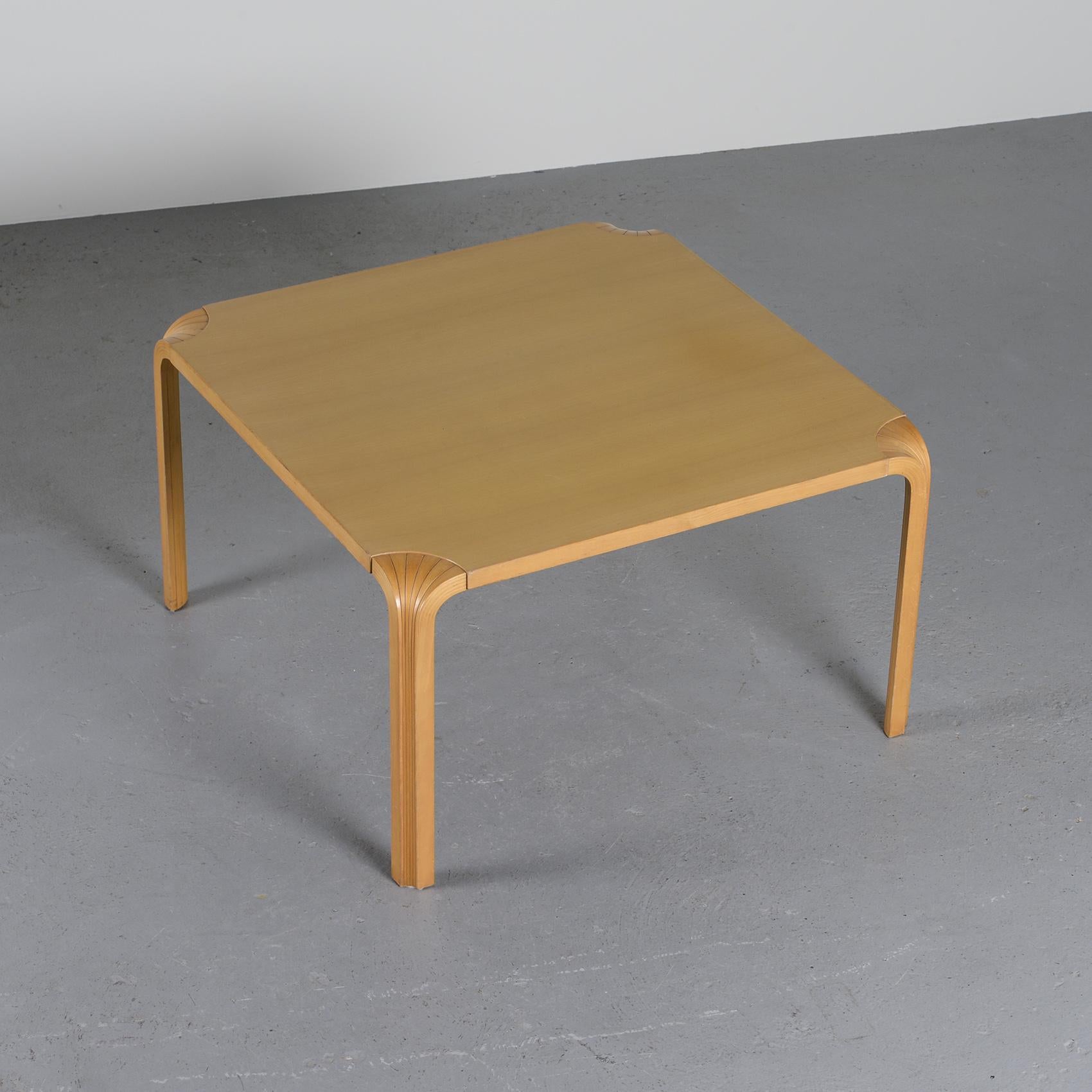 Mid-Century Modern Fan Leg Coffee Table by Alvar Aalto, circa 1970