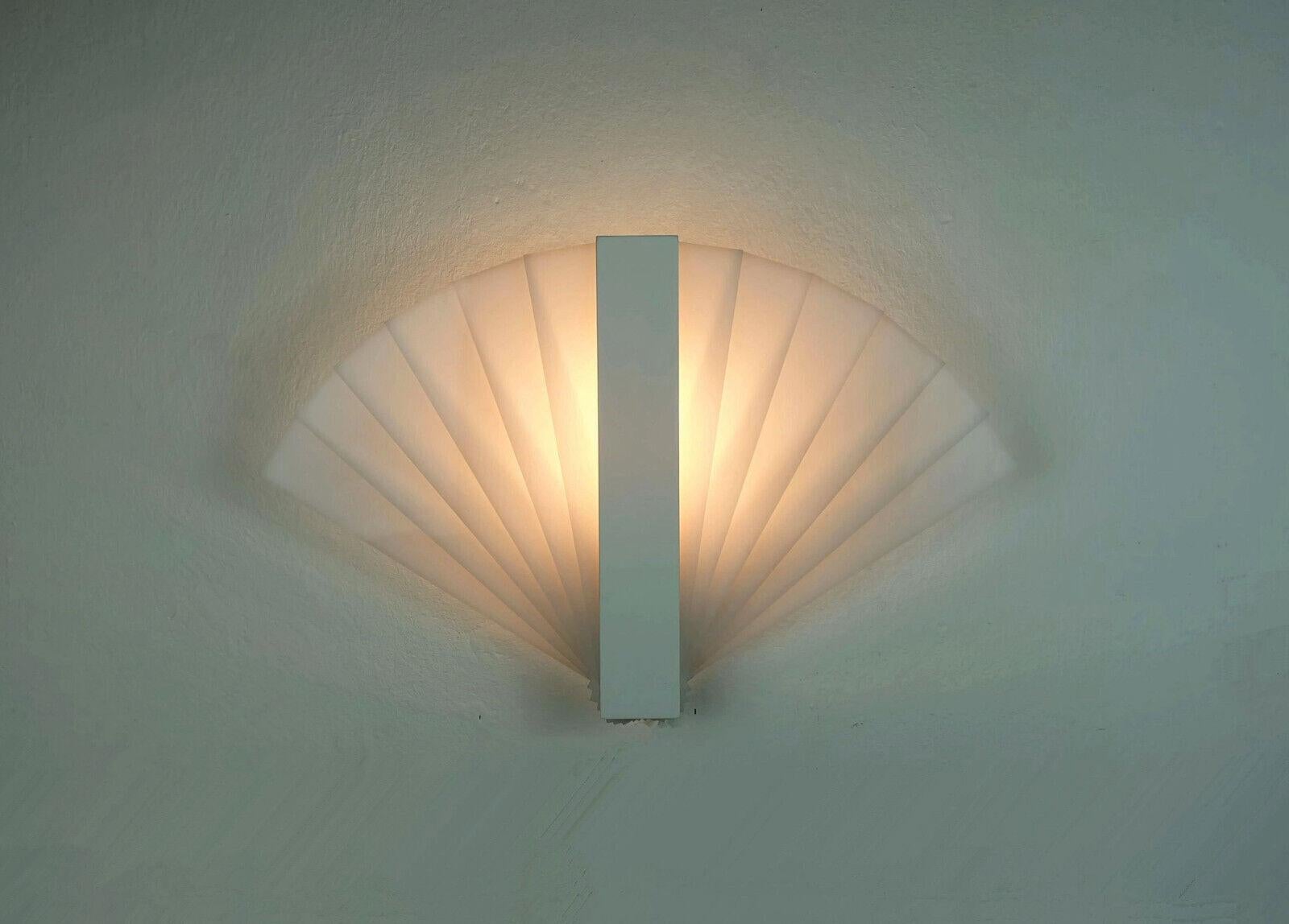 fan-shaped 1980s WALL LAMP white acrylic sconce For Sale 1