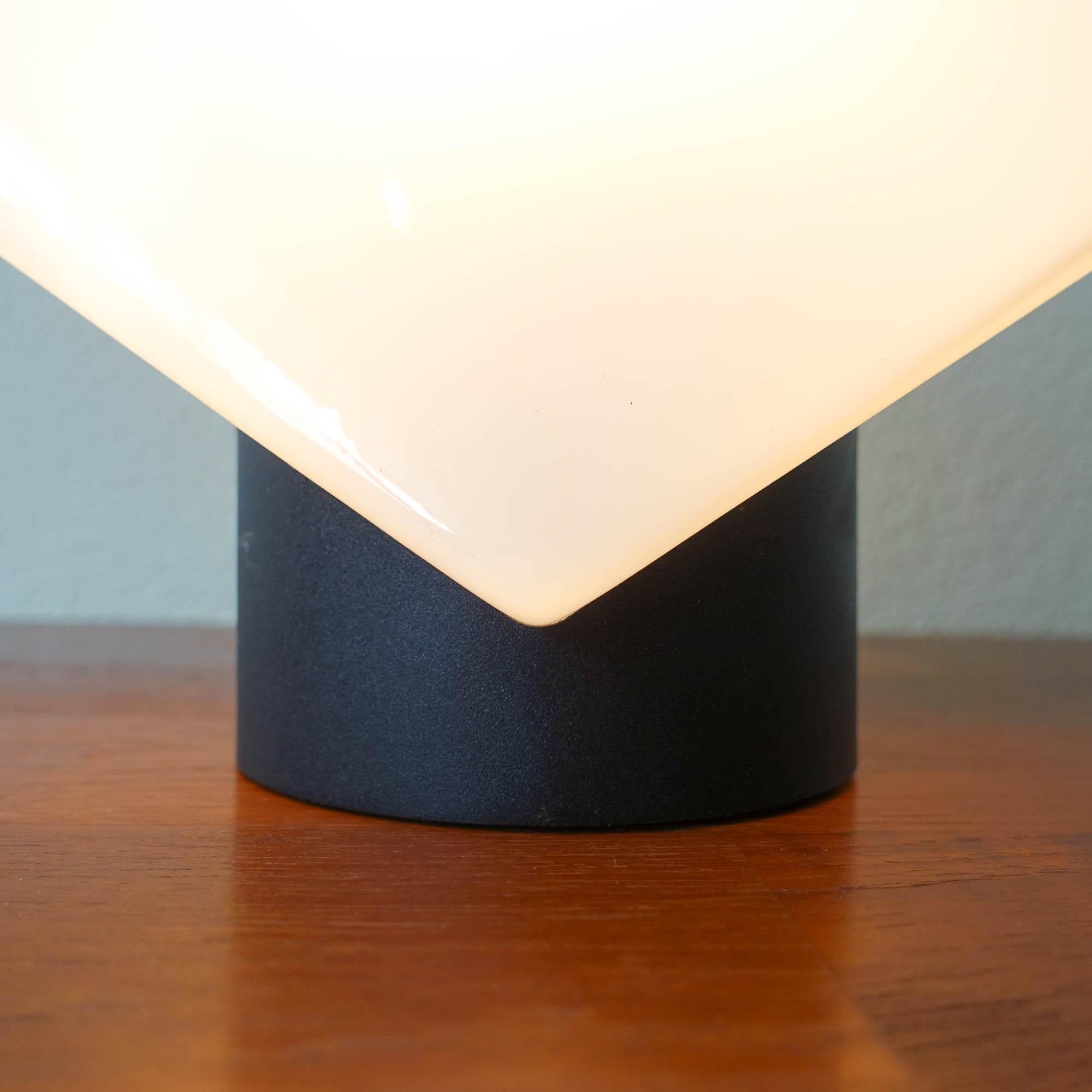 Fan-Shaped AV Mazzega Murano Glass Table Lamp, 1970s For Sale 8