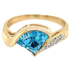 Fan Shaped Blue Topaz and Diamond Ring in 14K Yellow Gold