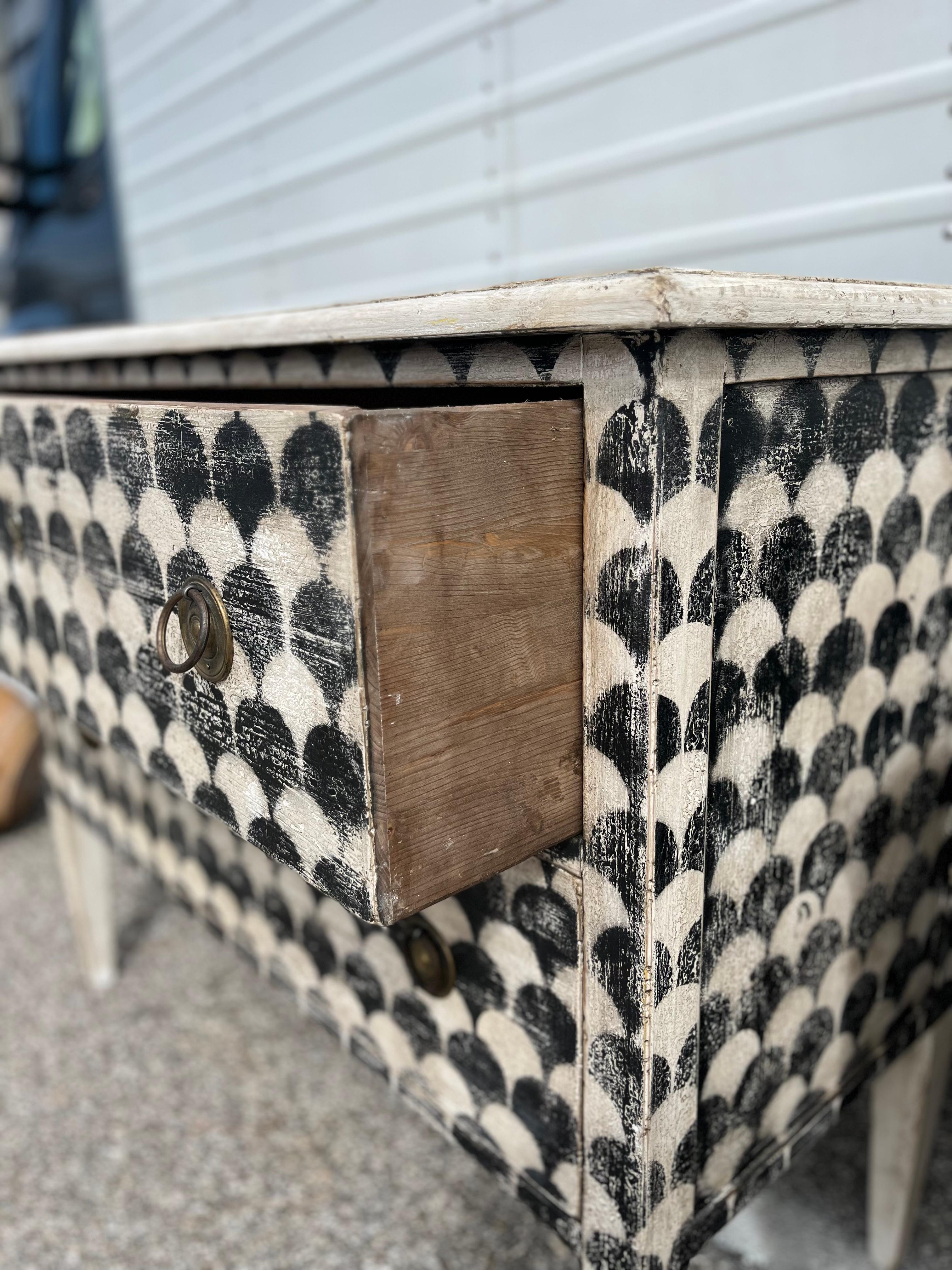 Legno Fan style drawer with white top in vendita