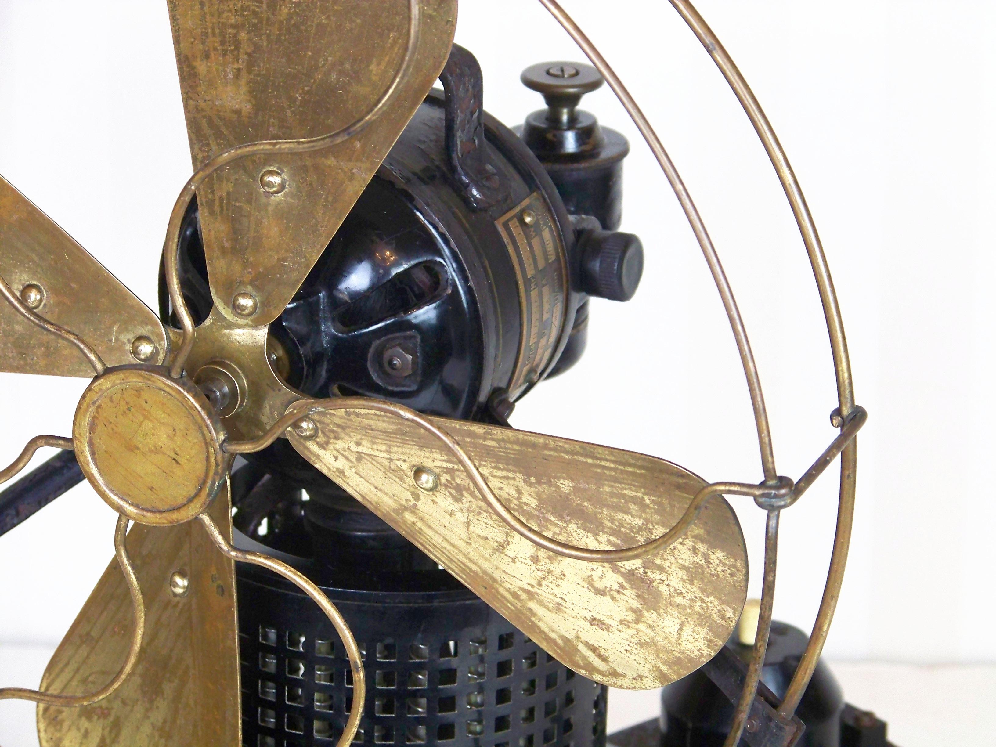 20th Century Fan with Ionizer, General Electric Company, 1900ca '220V'