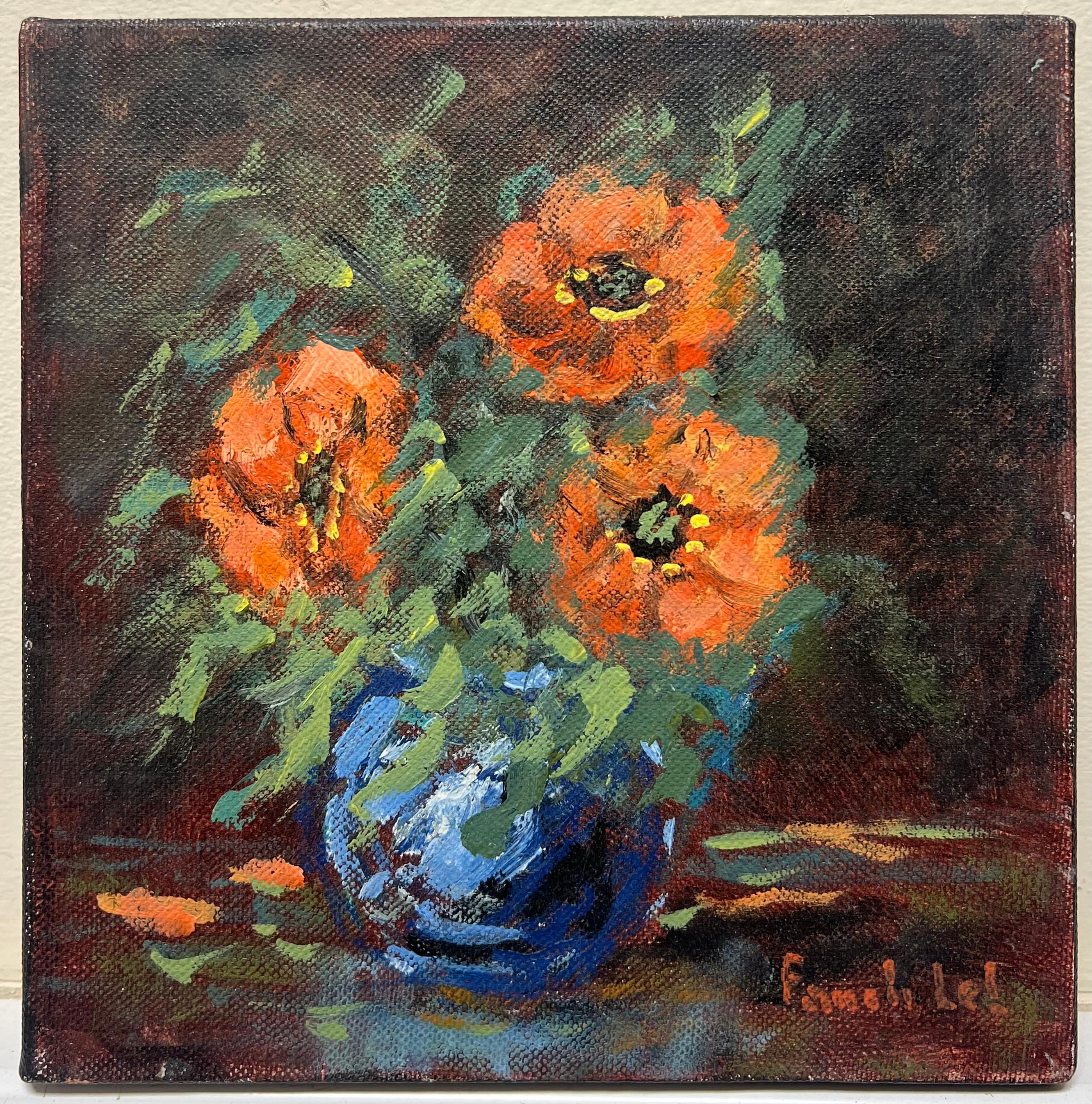 Nature morte audacieuse avec un bouquet d'anémones orange vif dans un vase bleu - Painting de Fanch Lel