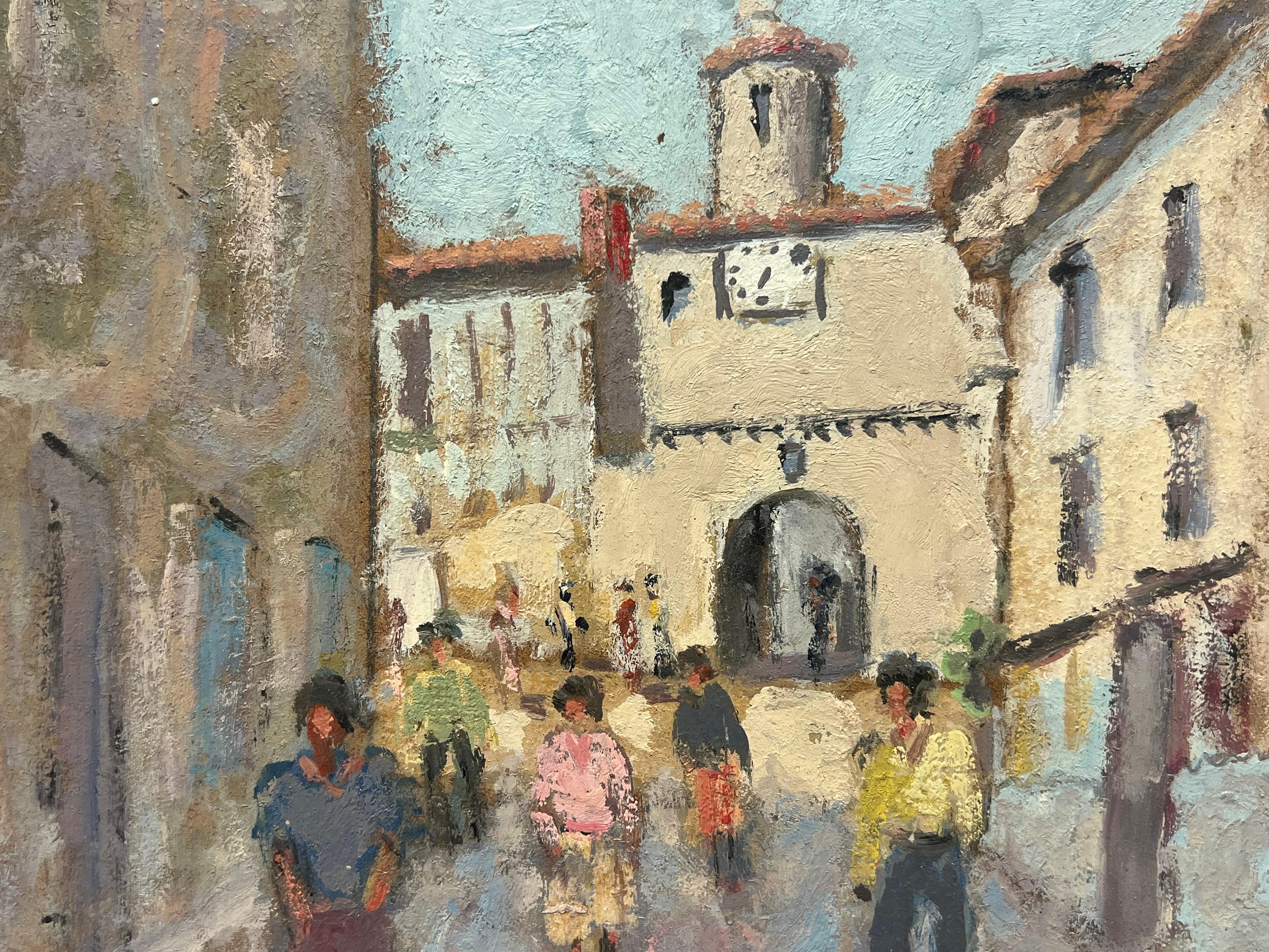 Figuras paseando por calle empedrada Camino de pueblo iluminado por el sol Óleo francés - Painting Impresionista de Fanch Lel