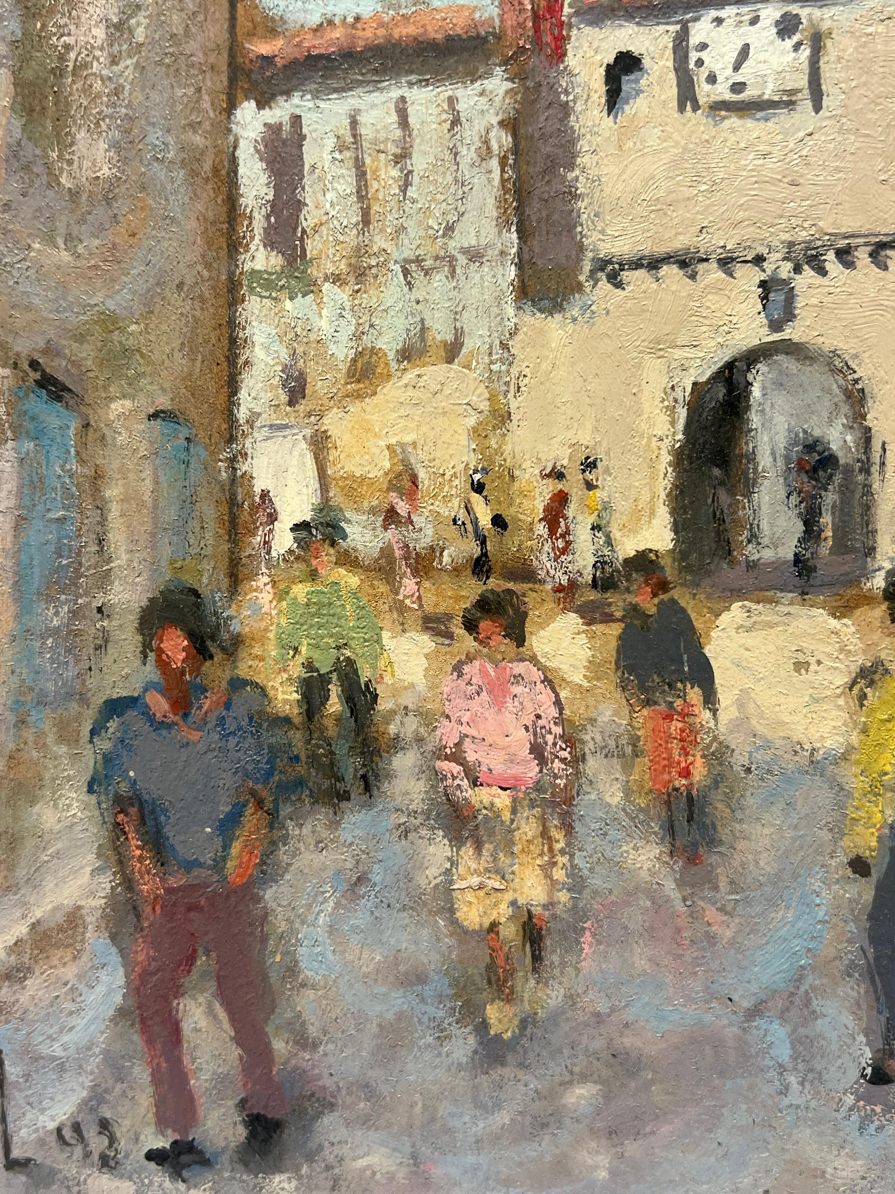 Figuras paseando por calle empedrada Camino de pueblo iluminado por el sol Óleo francés en venta 1