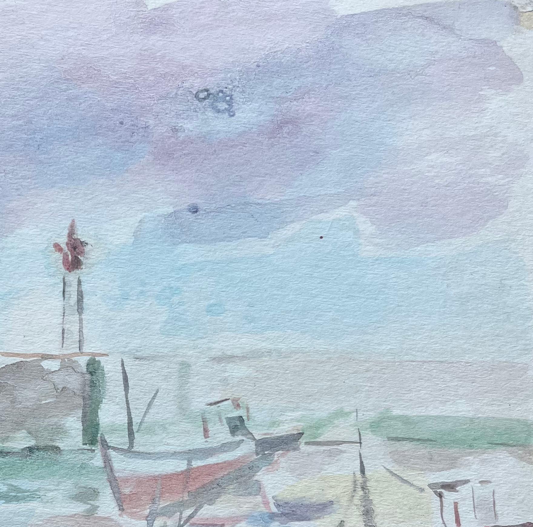 Französische Boote in niedrigem Tide mit pastellfarbenem Himmels-Aquarellgemälde im Angebot 1