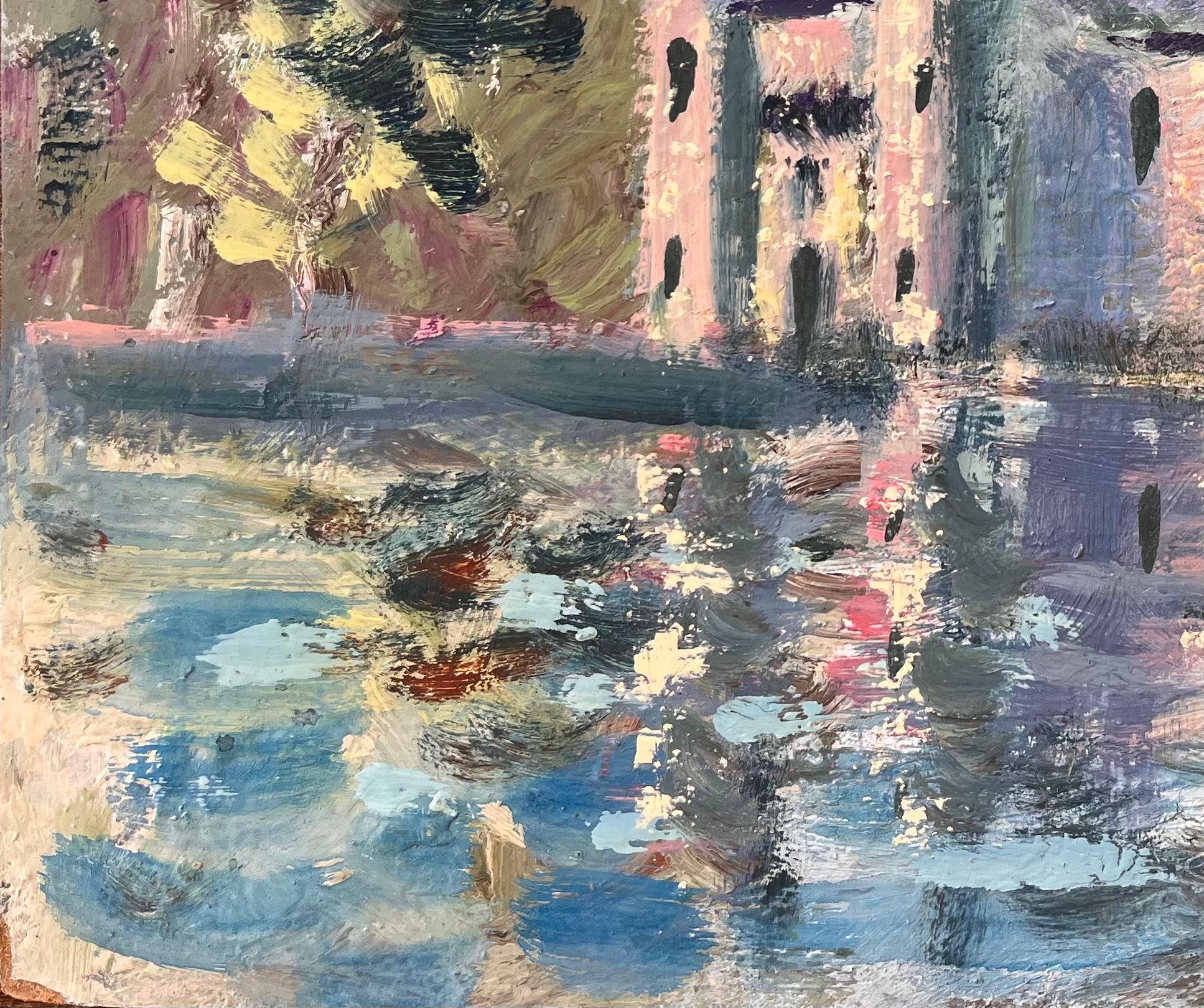 Peinture à l'huile d'un paysage de château français avec reflet dans un lac et tour à tourelles - Gris Abstract Painting par Fanch Lel