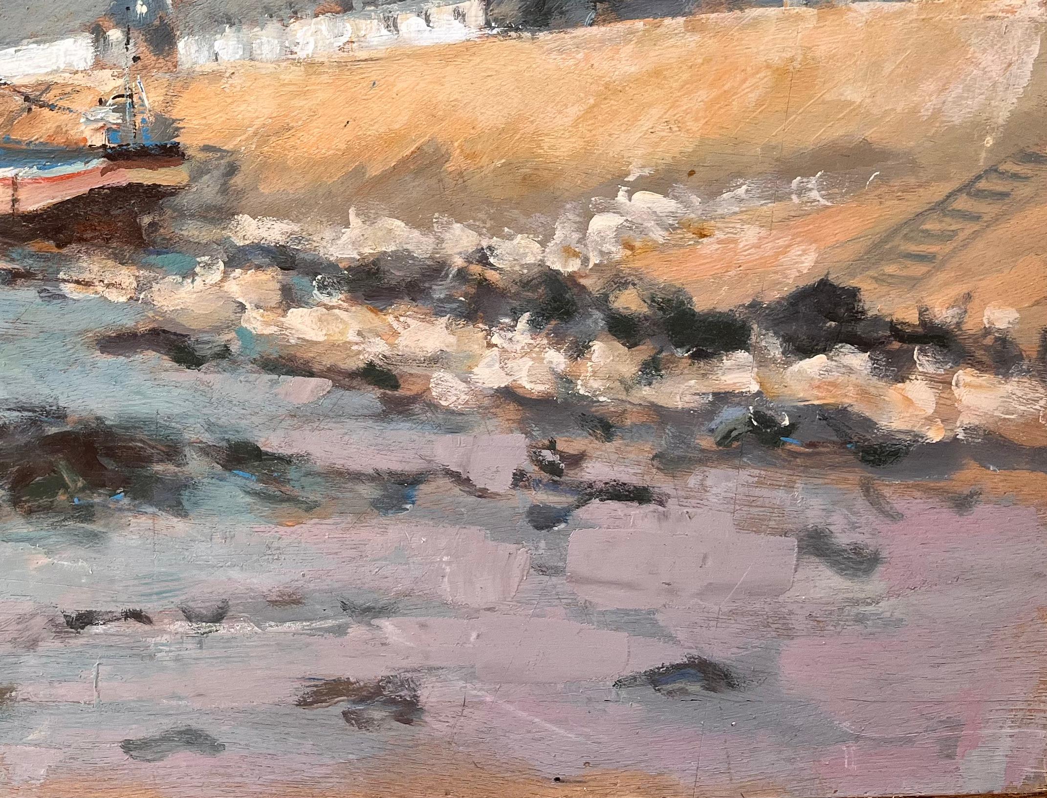 Französisches Küstendorf mit Moored-Fischbooten und felsigen Shoreline (Grau), Abstract Painting, von Fanch Lel