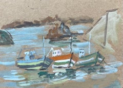 Barcos de pesca franceses en el puerto con costa rocosa Pintura al gouache
