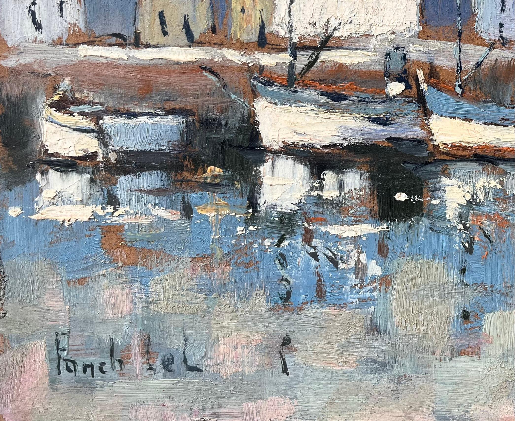 Scena del porto francese con barche ormeggiate e case del villaggio al tramonto - Landscape Painting Grigio di Fanch Lel