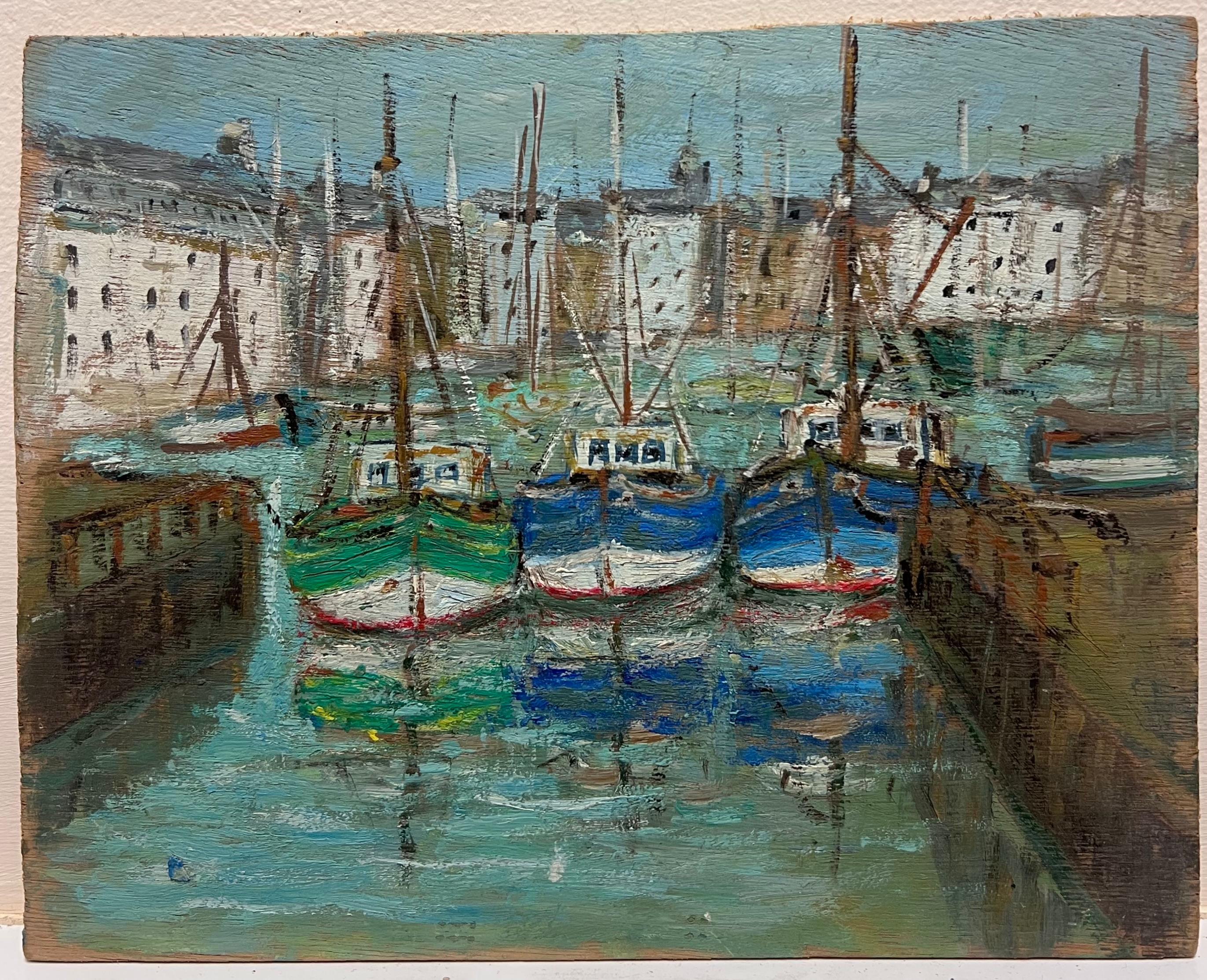 Pittura ad olio impressionista francese: un'affascinante scena di porto con barche colorate - Painting di Fanch Lel