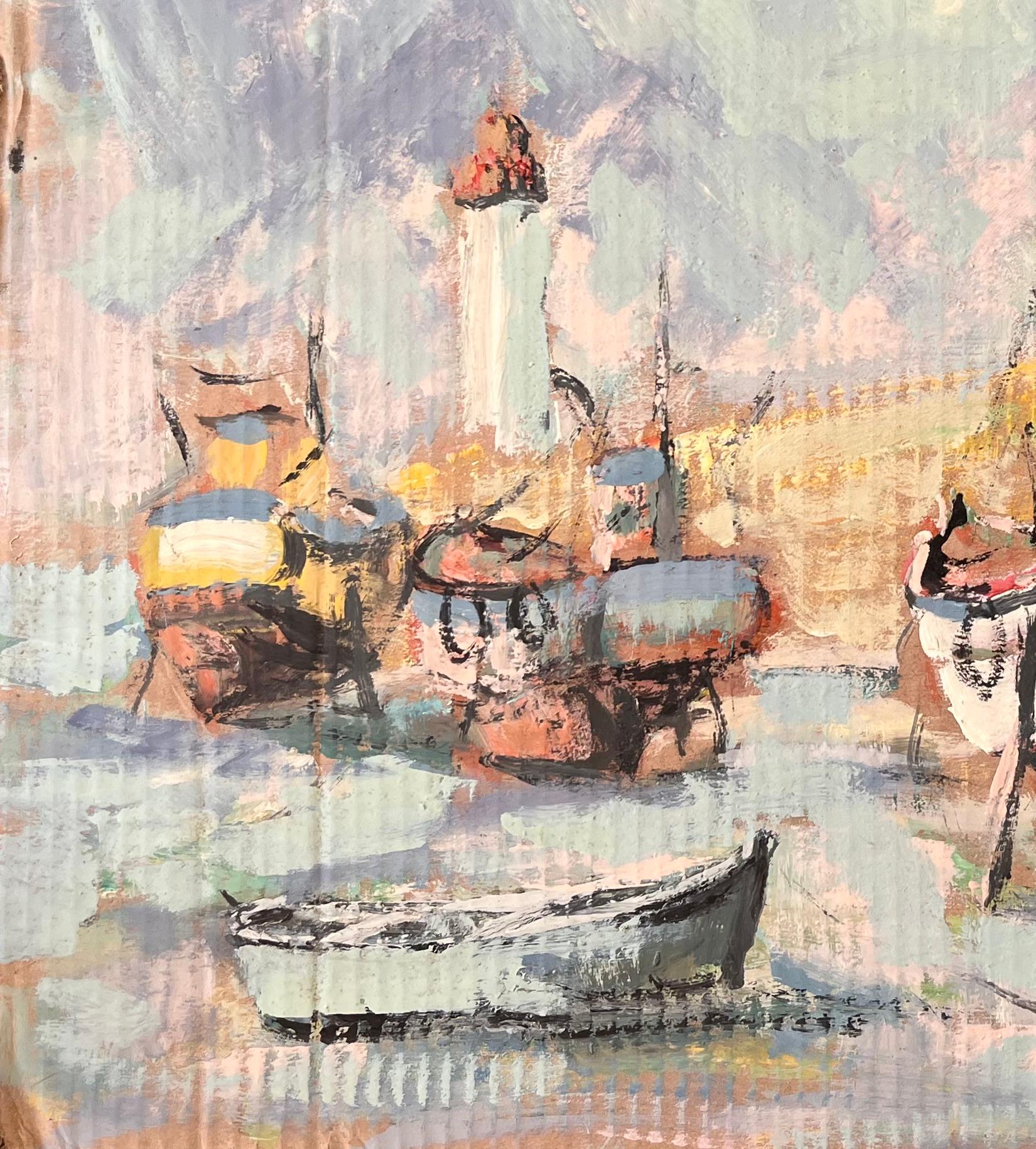 Französischer Impressionismus - Hafenszene mit Booten und Leuchtturm in Erquy (Grau), Landscape Painting, von Fanch Lel