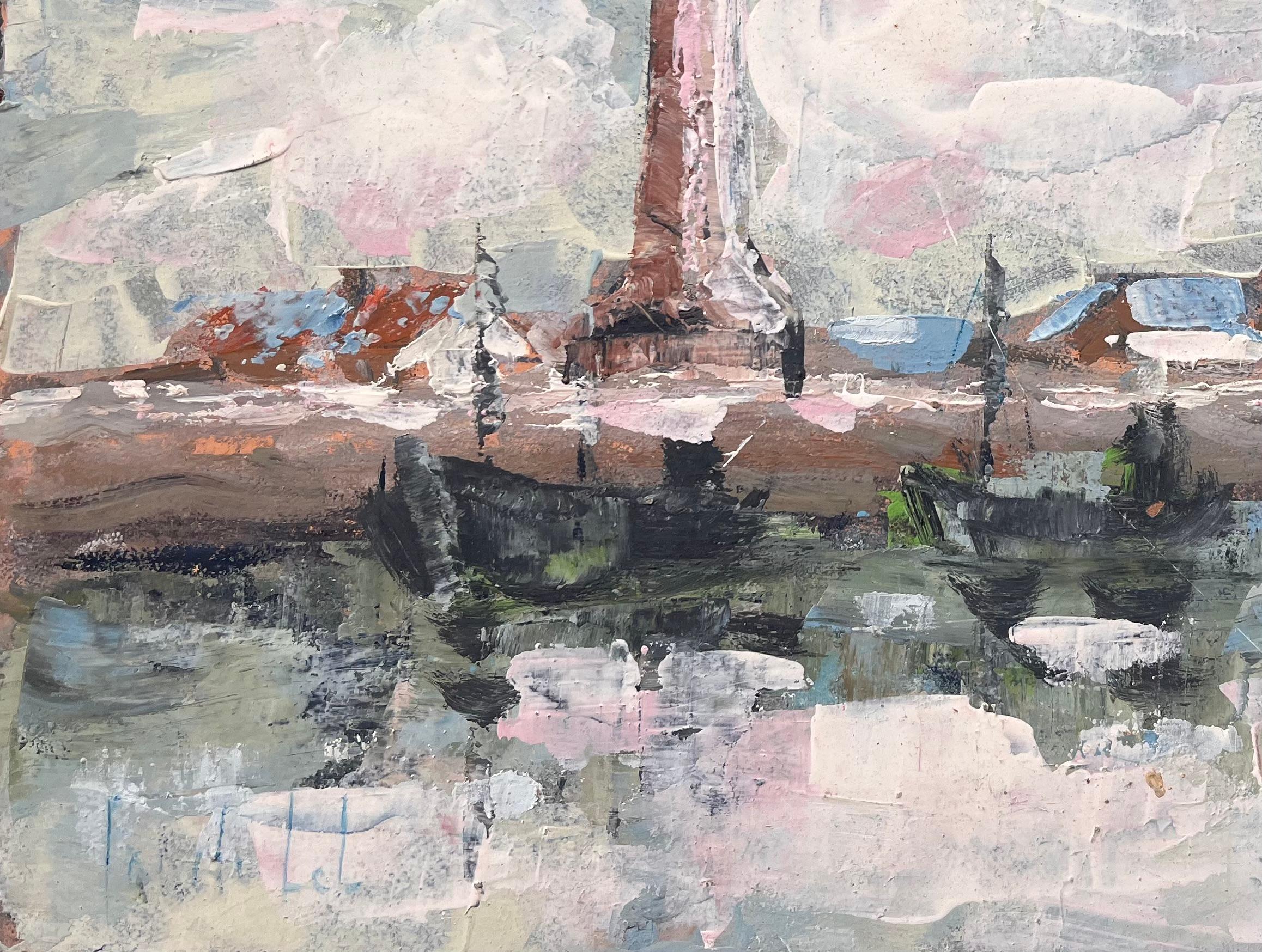 Scène de port impressionniste française avec bateaux de phare et reflets - Gris Landscape Painting par Fanch Lel