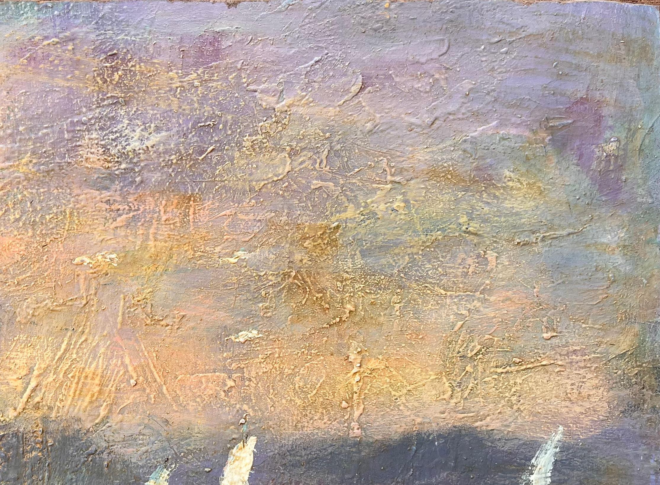 Titel: Französischer Impressionist Hafenszene mit Segelbooten bei Sonnenuntergang
Von Fanch Lel
Unterschrieben: Ja
Größe: 10,25 x 16 Zoll (Höhe x Breite)
Ölgemälde auf Karton, ungerahmt
Zustand: Das Gemälde ist in gutem Zustand mit ausdrucksstarker