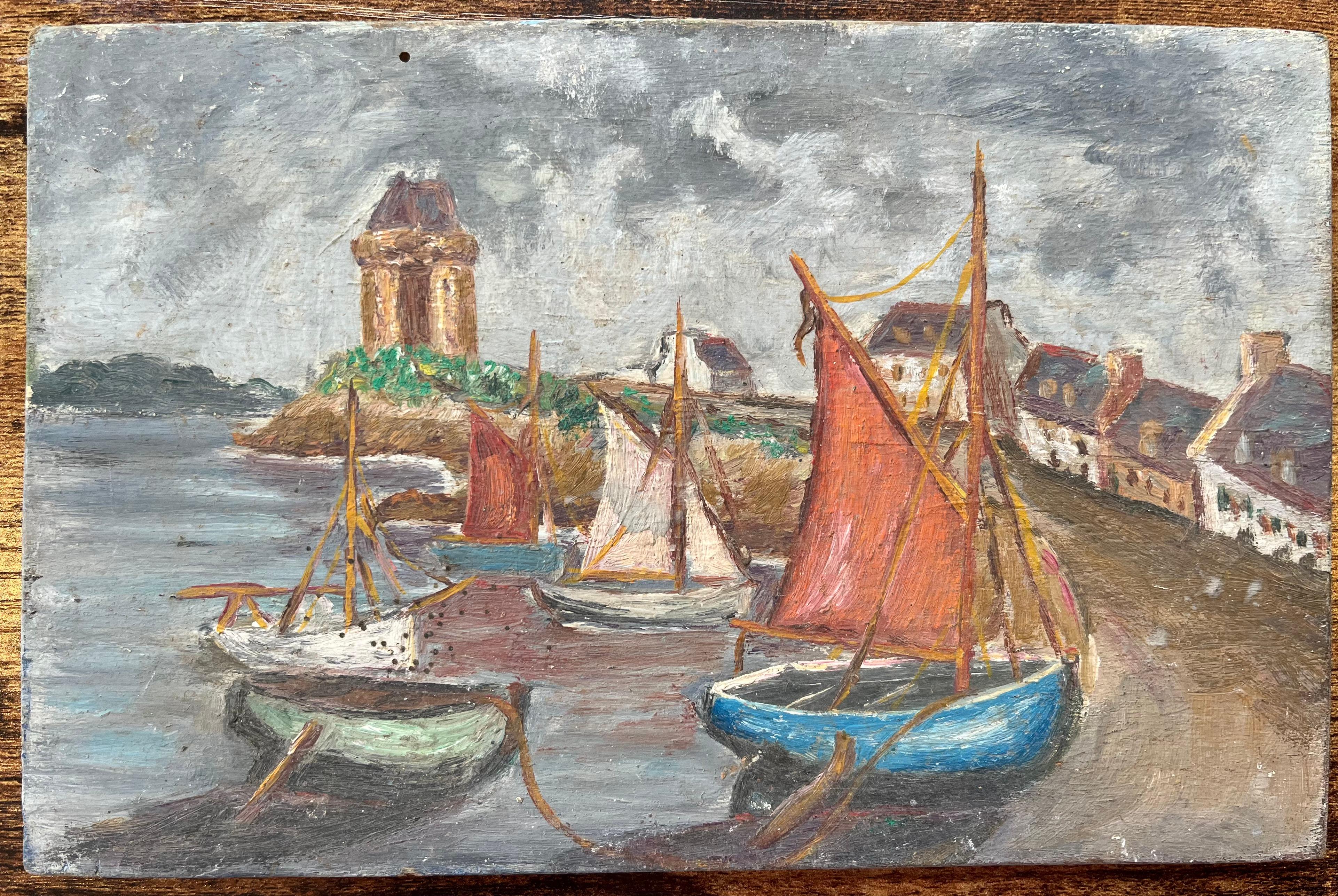 Peinture à l'huile impressionniste française représentant des bateaux ancrés par une tour par un jour nuageux - Painting de Fanch Lel