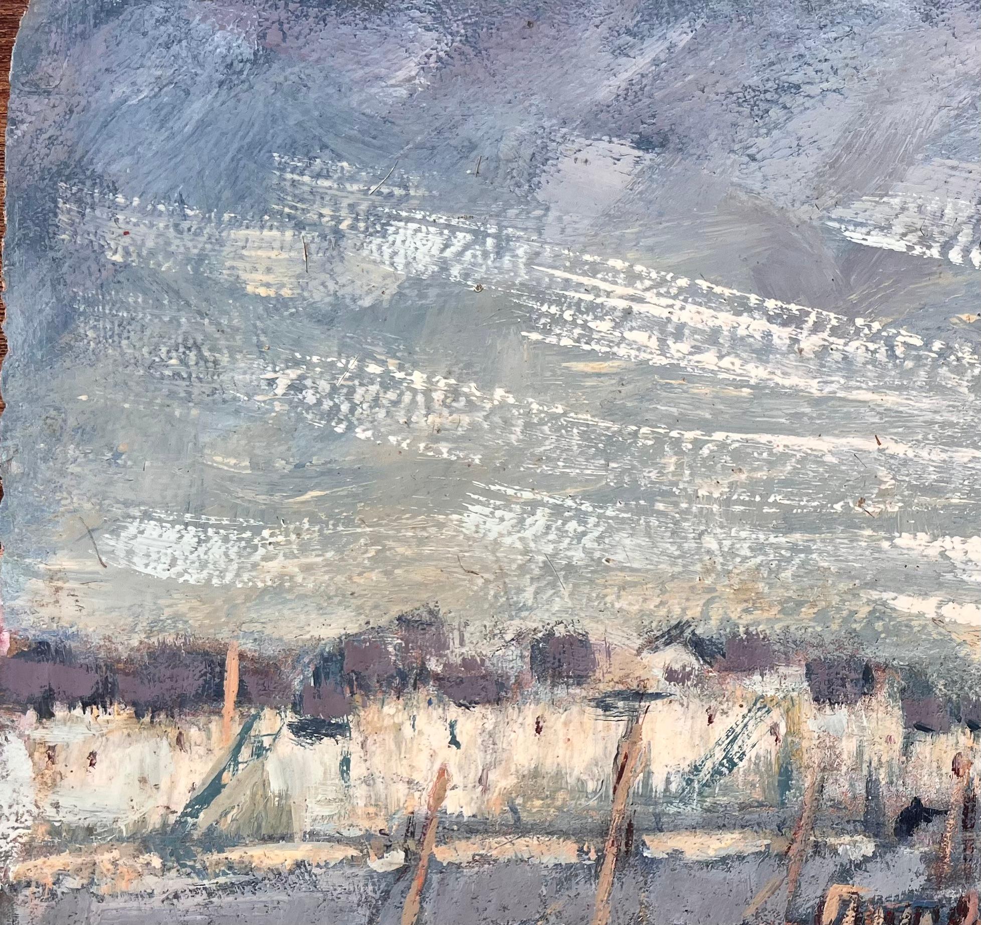 Titel: Französischer Impressionist Ölgemälde von Fischerbooten in Port en Bessin Normandie
Von Fanch Lel
Unterschrieben: Ja
Größe: 15 x 18,25 Zoll (Höhe x Breite)
Ölgemälde auf Karton, ungerahmt
Zustand: Das Gemälde ist in gutem Zustand mit