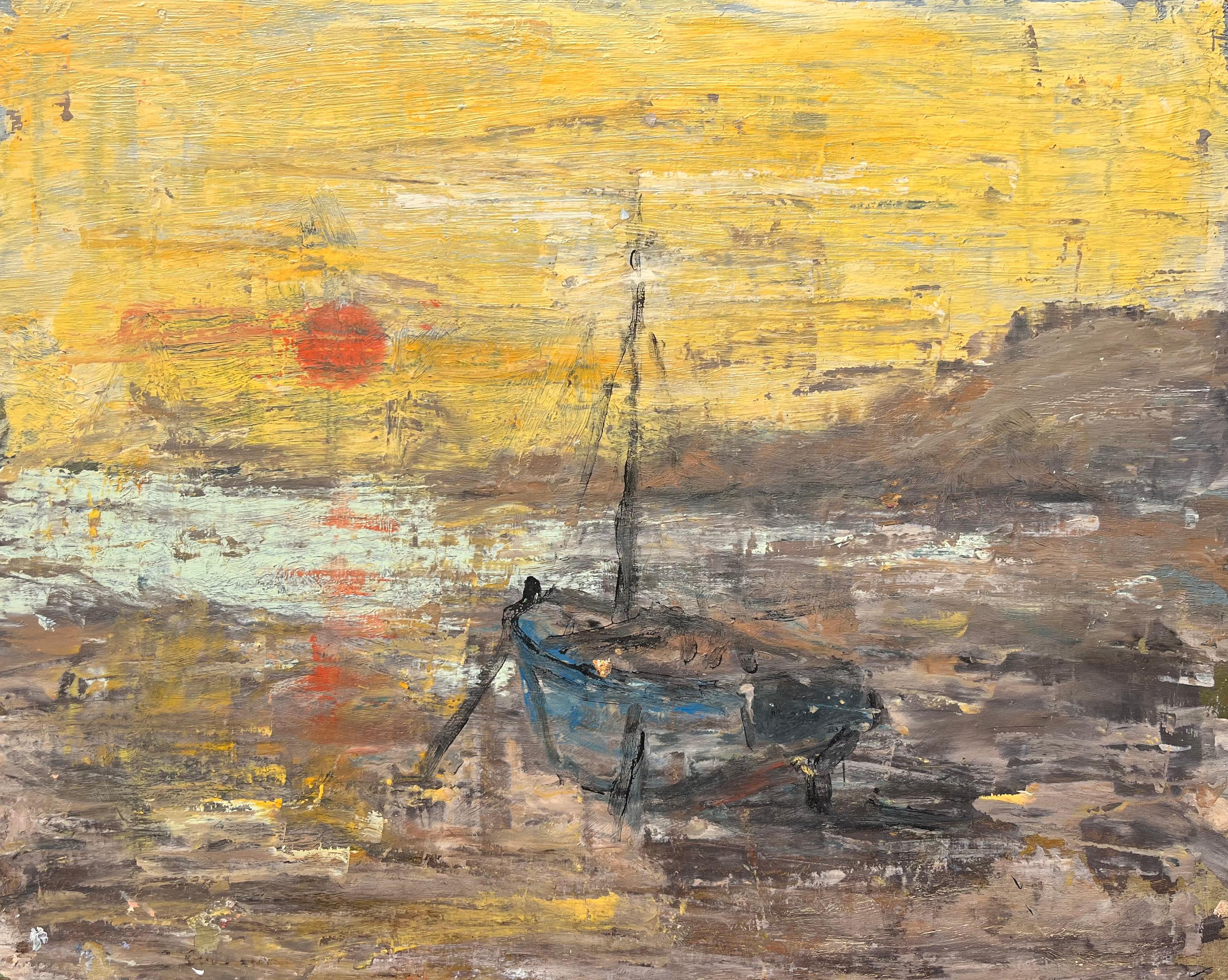 Paesaggio marino impressionista francese di una barca ormeggiata al tramonto con cielo giallo