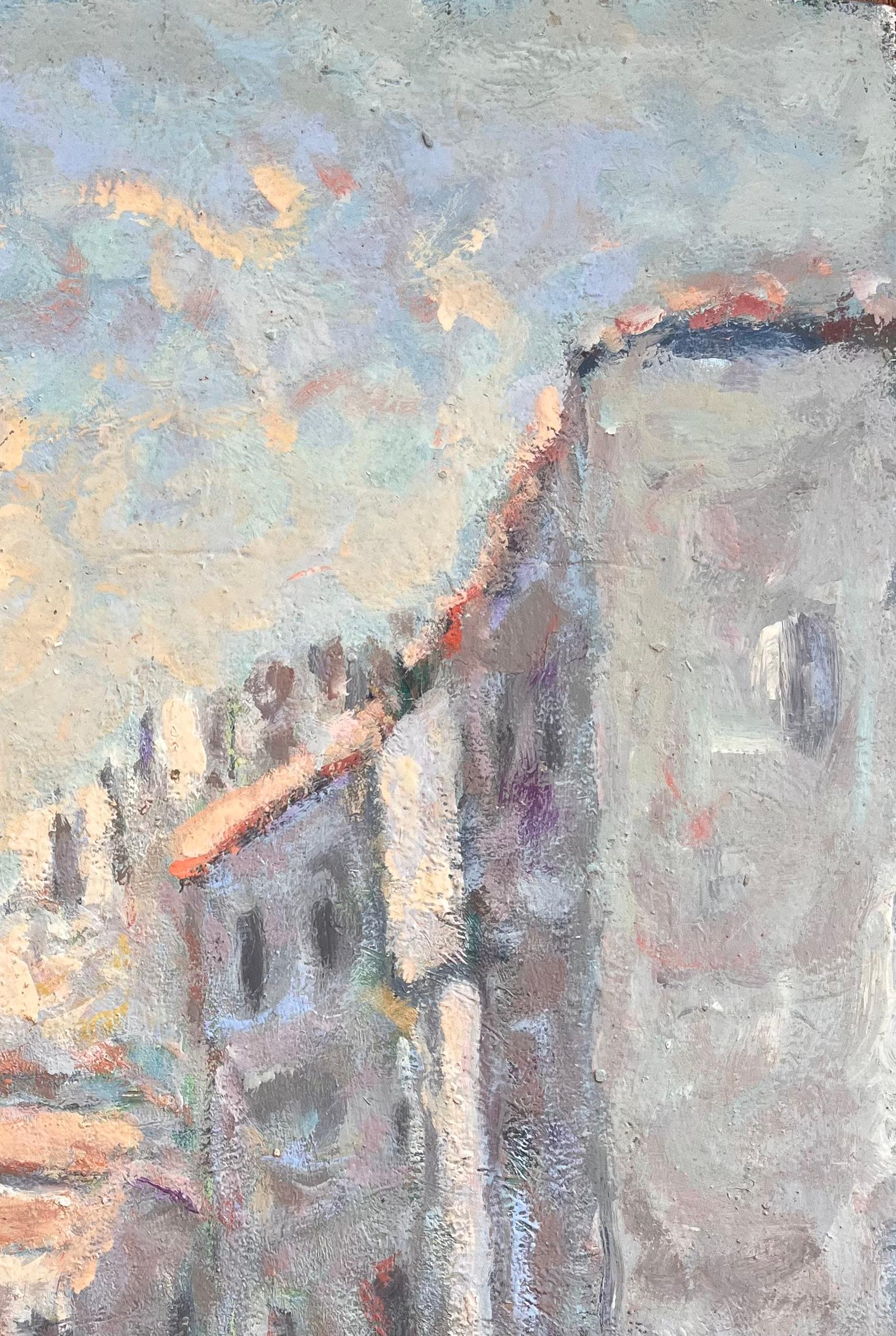 Französischer Impressionismus Straßenszene mit Figuren und sonnenbeschienenen Gebäuden im Angebot 1