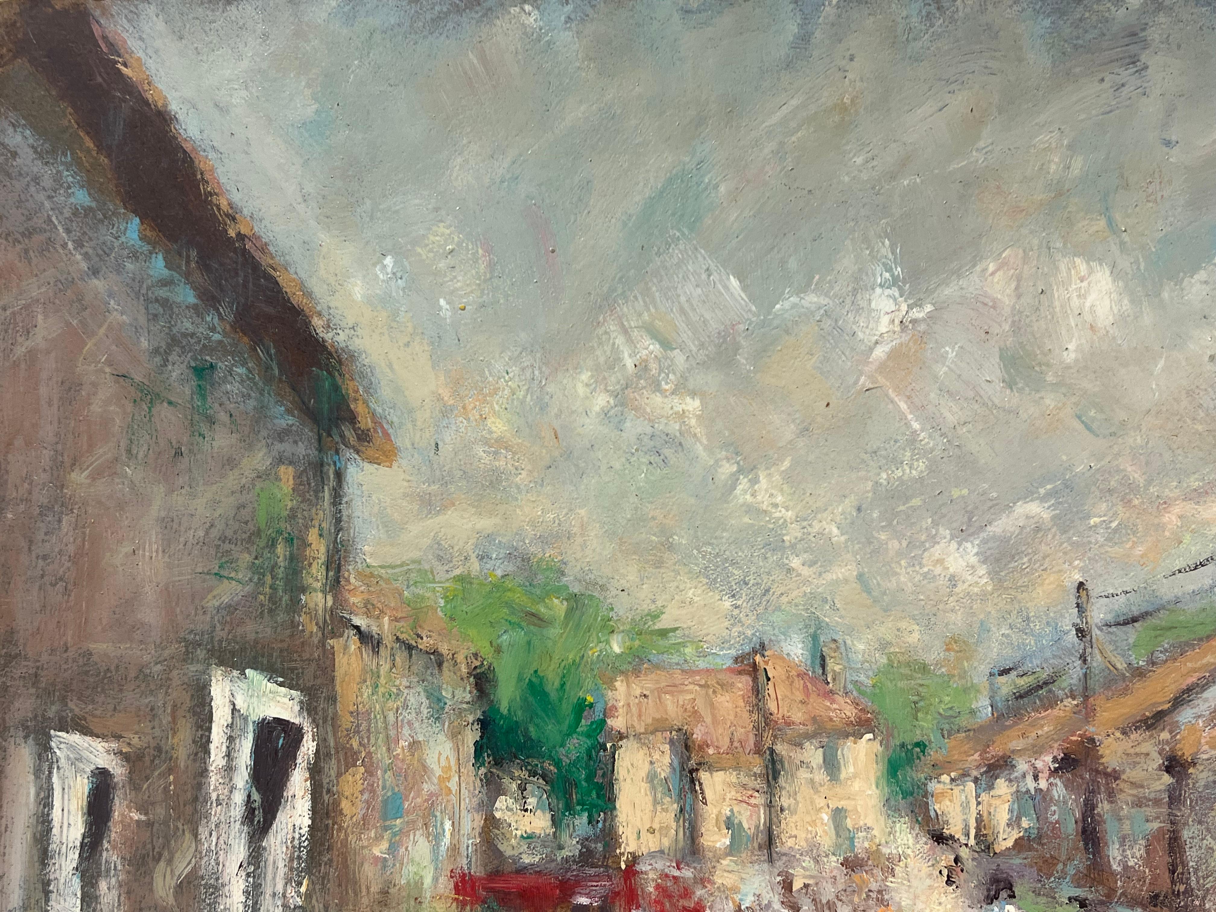 Escena callejera de pueblo con granjeros y ganado, impresionista francesa moteada por el sol - Figurative Painting Marrón de Fanch Lel
