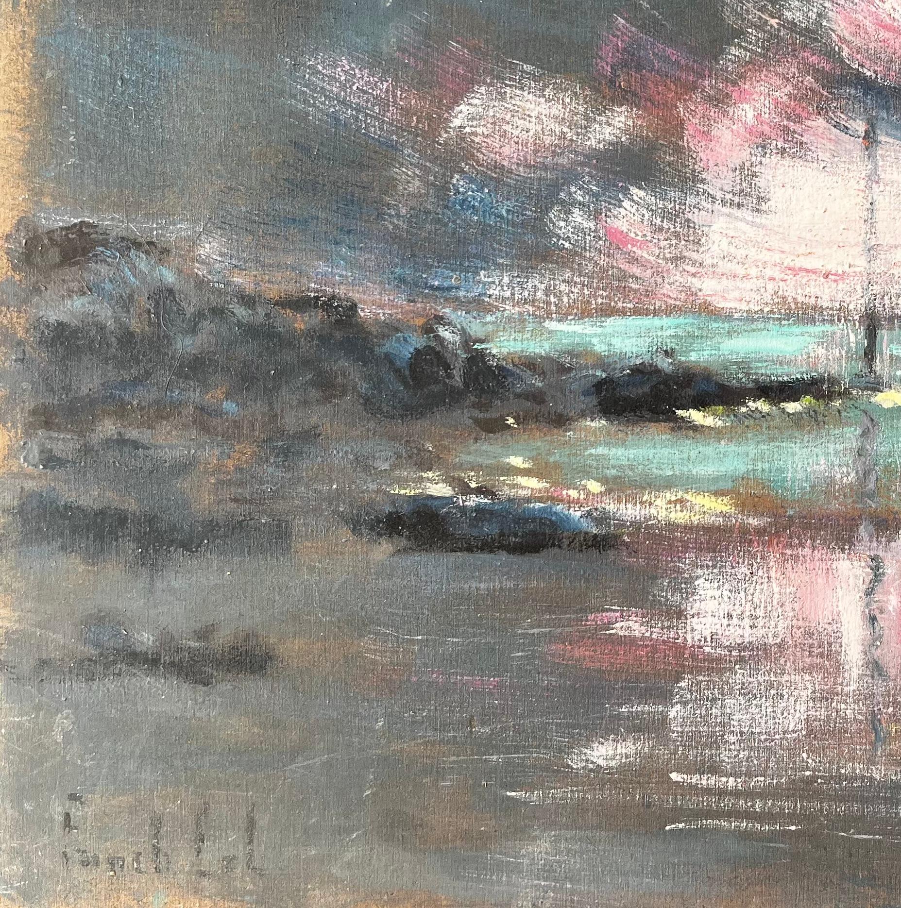 Scène côtière nocturne française avec bateau et ciel réfléchi rose - Gris Landscape Painting par Fanch Lel