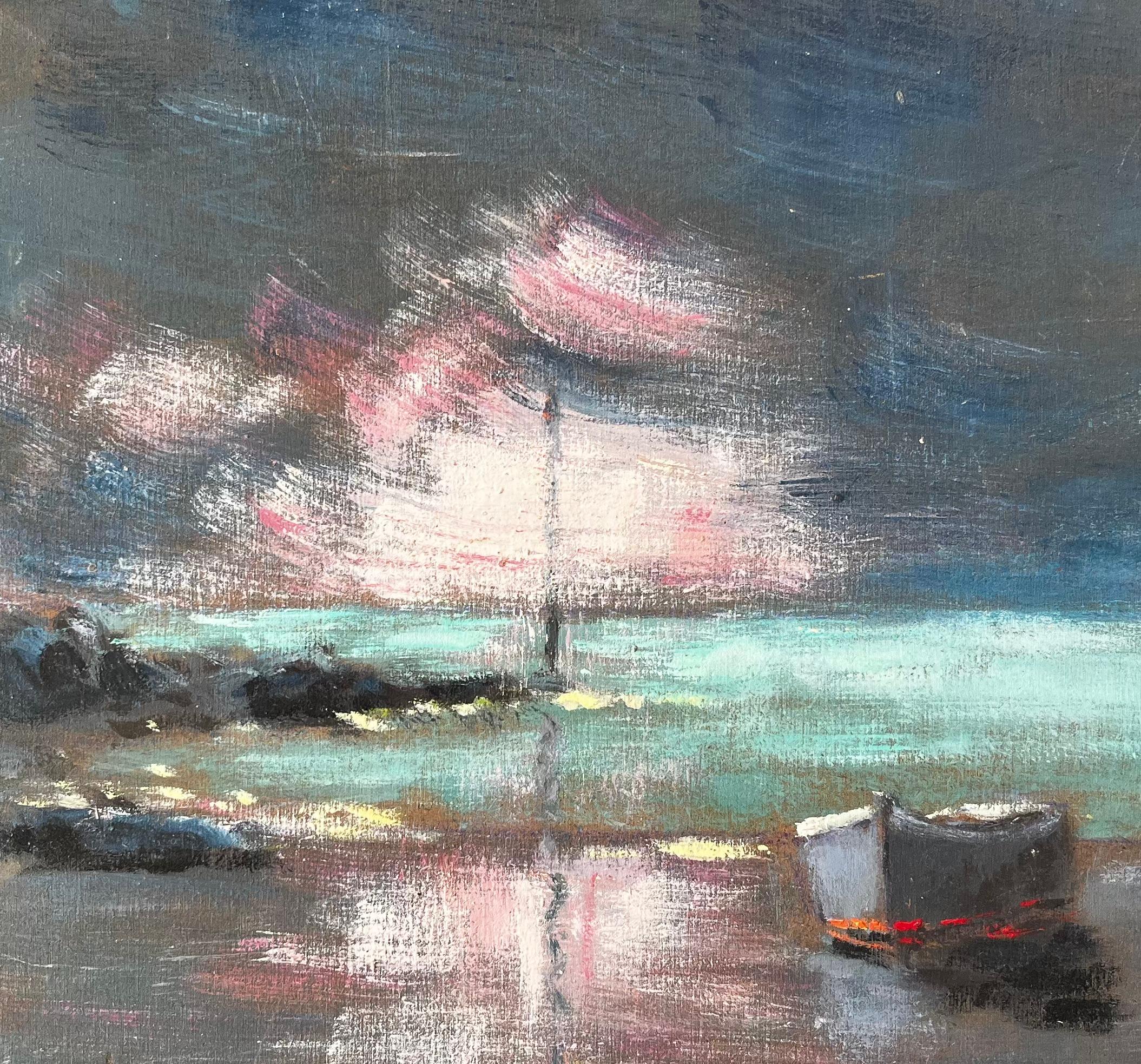Scène côtière nocturne française avec bateau et ciel réfléchi rose en vente 2