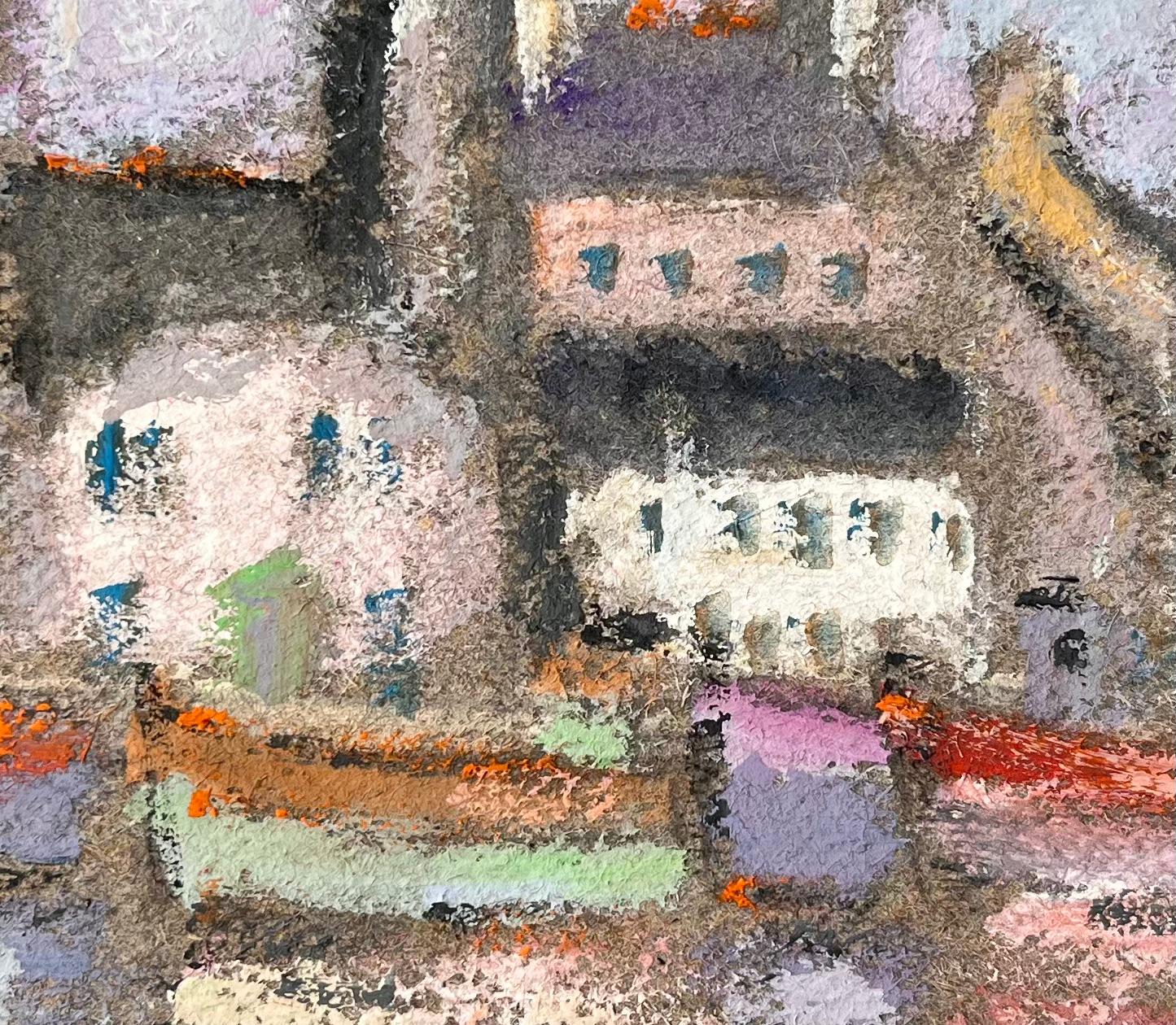 Escena portuaria francesa en colores pastel de barcos y edificios coloridos en Cherburgo en venta 2