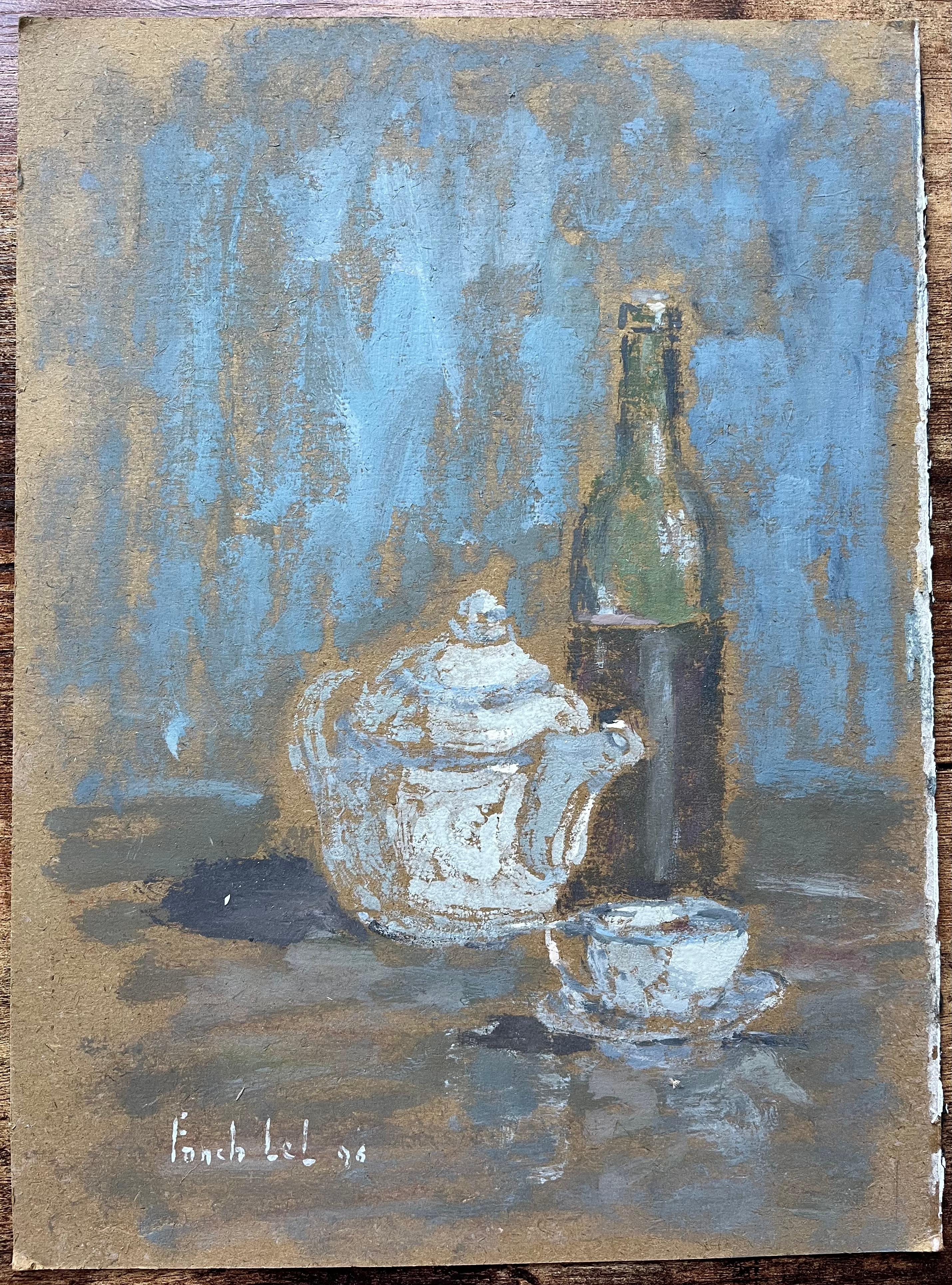 Natura morta francese con teiera, bottiglia e tazza nei toni del blu terrestre - Painting di Fanch Lel