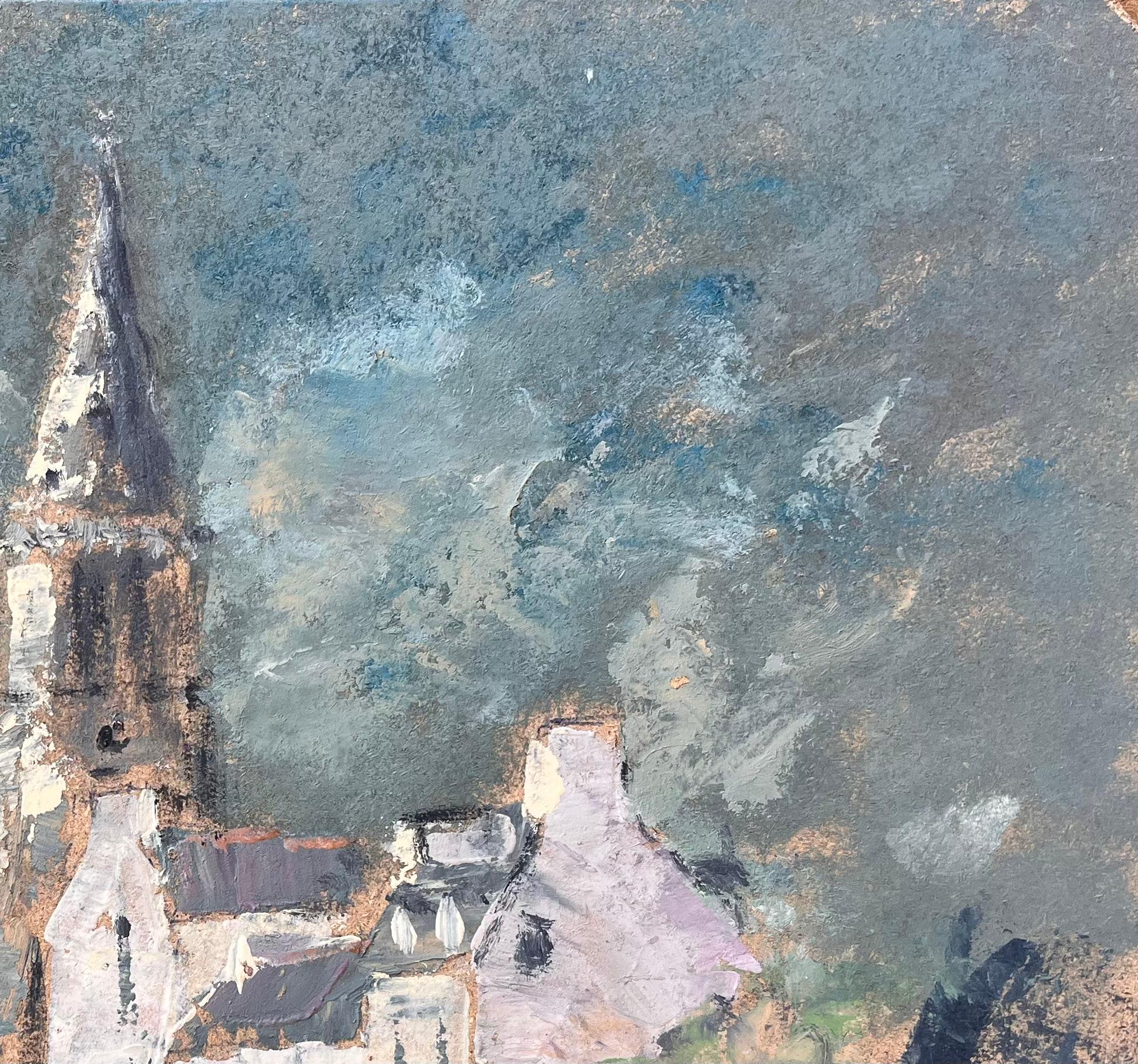 Französisches Dorfkirchenturm, Ölgemälde mit dramatischem Himmel und erdigem Palette, Französisch im Angebot 1