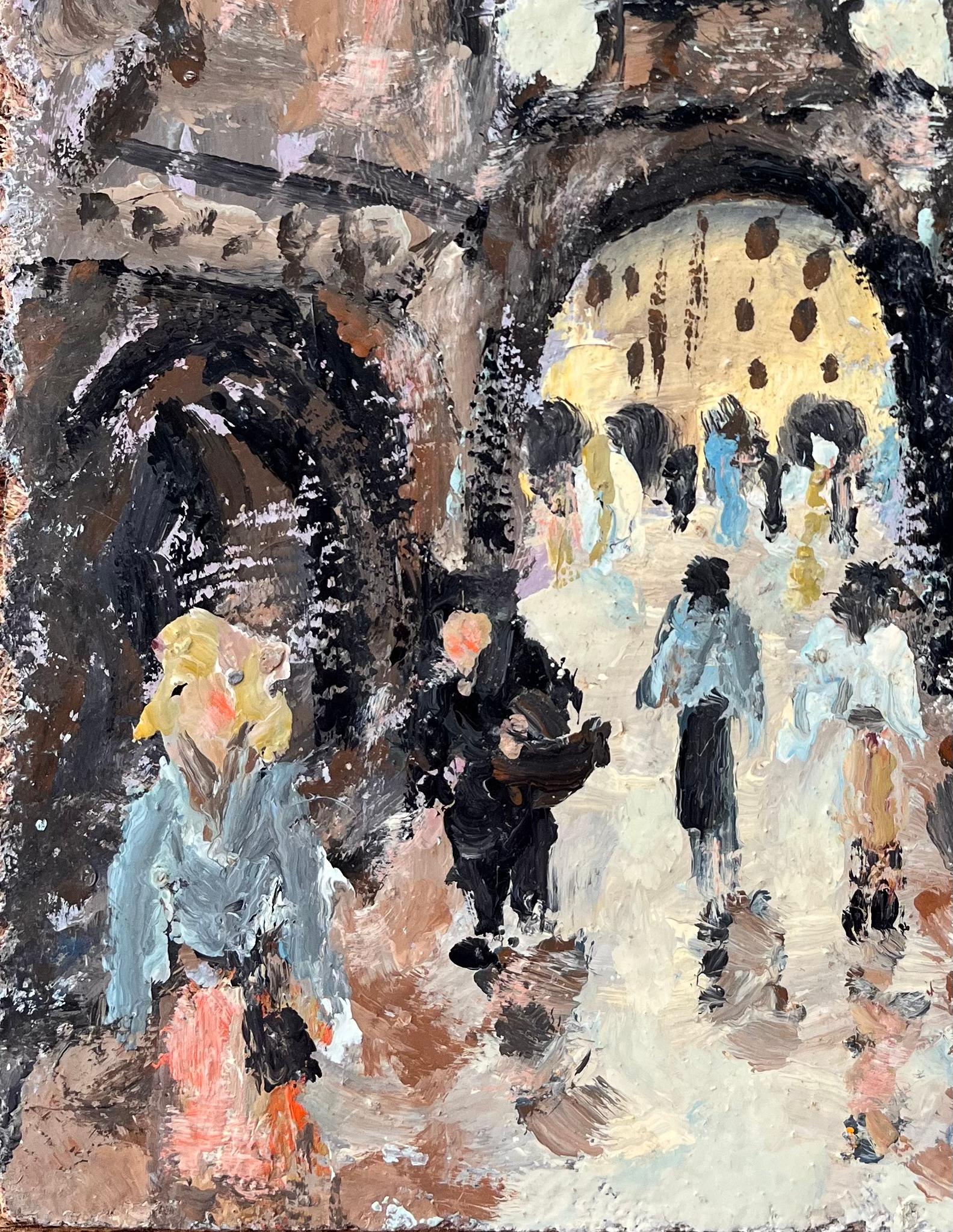 Scène de rue de marché impressionniste avec des personnages et des arcs dans une ville historique - Impressionnisme Painting par Fanch Lel