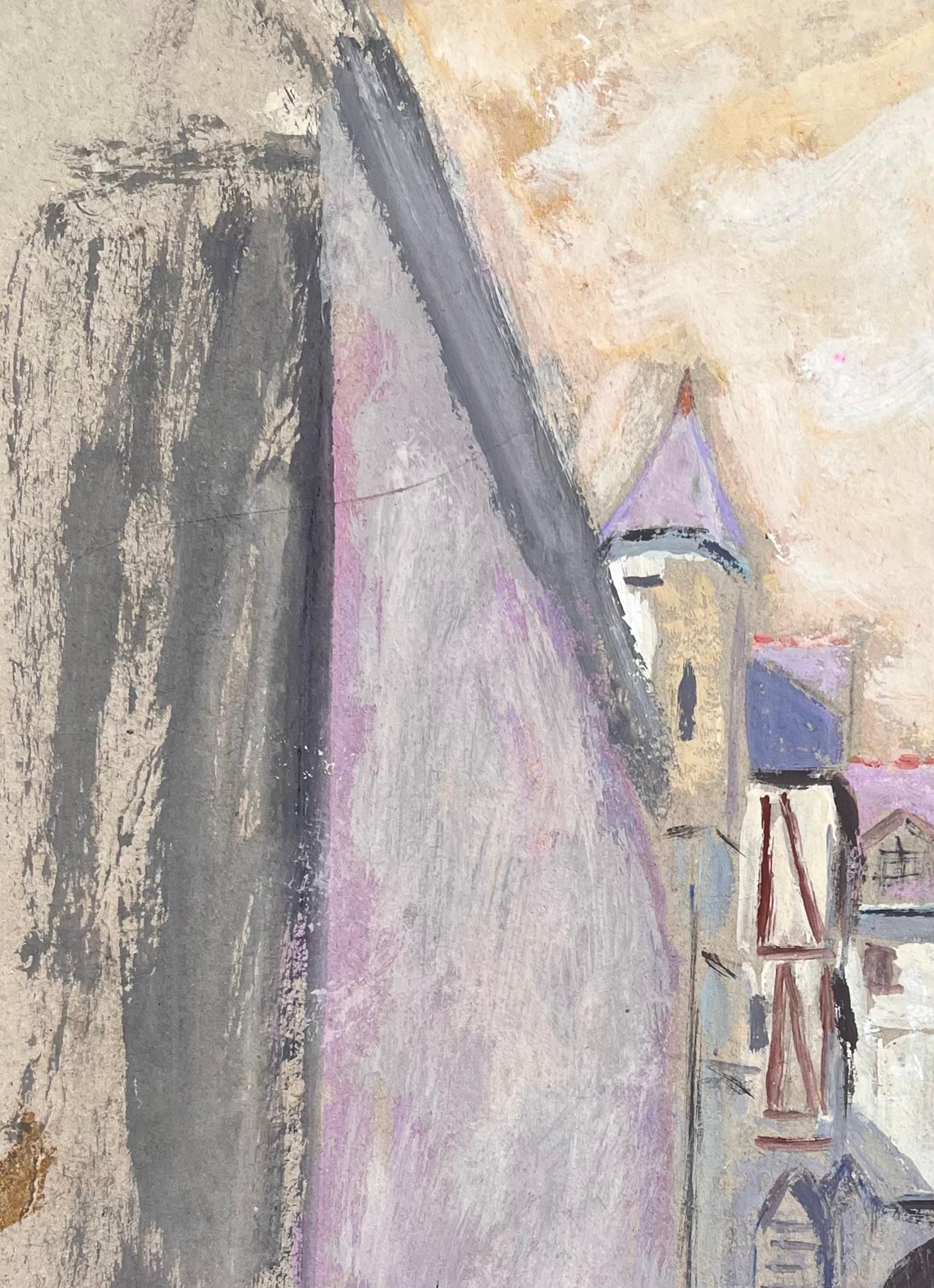 Scène de rue impressionniste du Mont Saint Michel avec touristes et bâtiments en vente 1