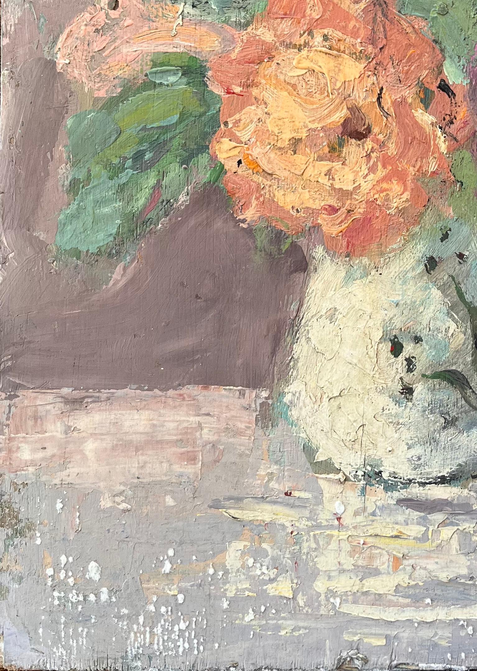 Roses de Mon Jardin, Blumenstillleben mit rosa und orangefarbenen Rosen in Vase (Grau), Abstract Painting, von Fanch Lel