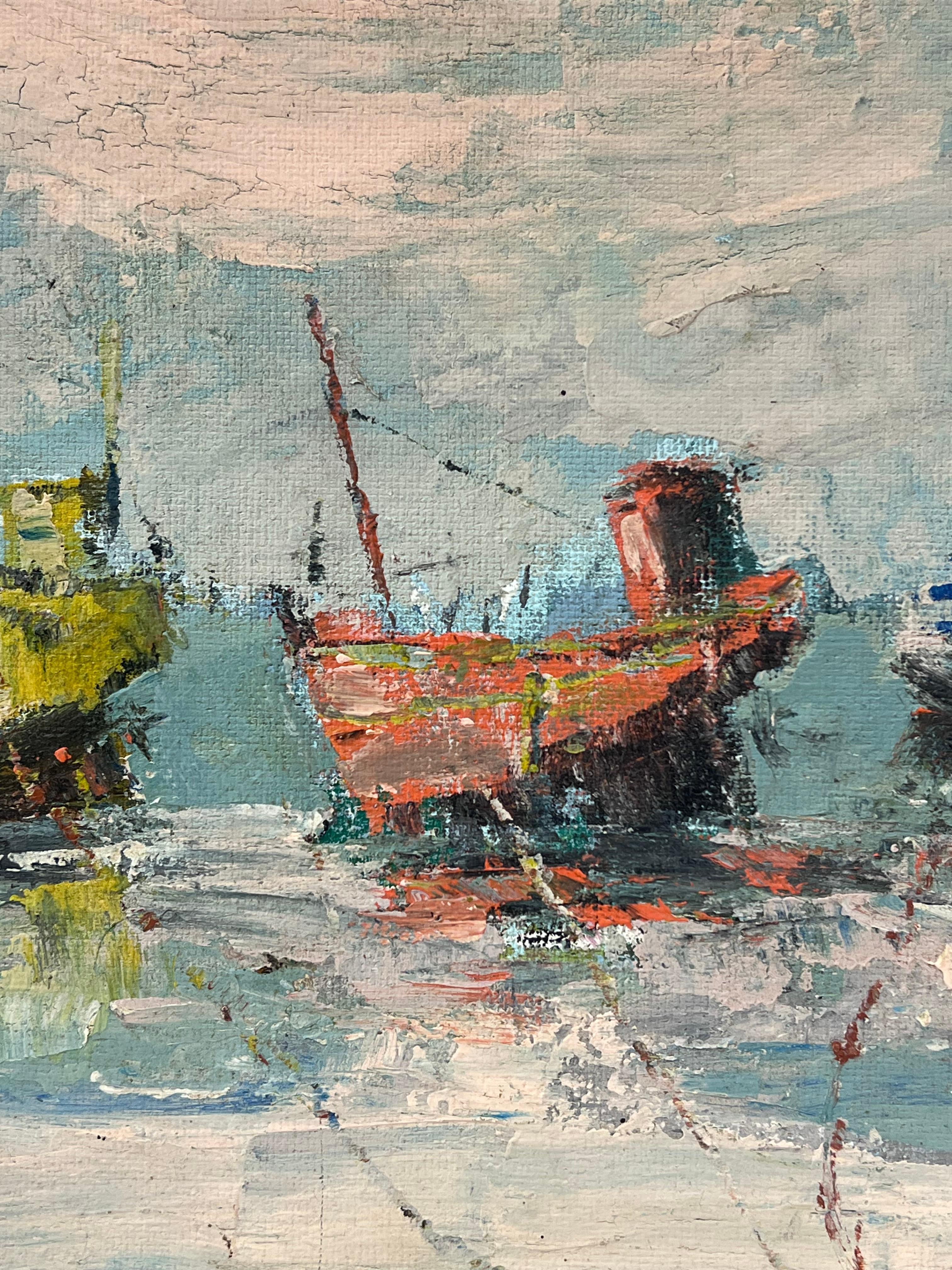 Trio di barche da pesca colorate che galleggiano su acque tranquille sotto un cielo nuvoloso - Painting Impressionismo di Fanch Lel
