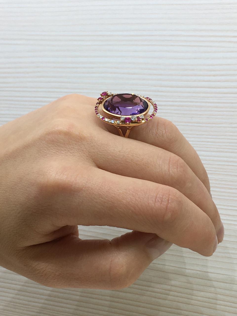 Fancy 14.5ct Purple Amethyst White Diamond Pink Sapphire 18 Karat Rose Gold Ring In New Condition For Sale In Montreux, CH