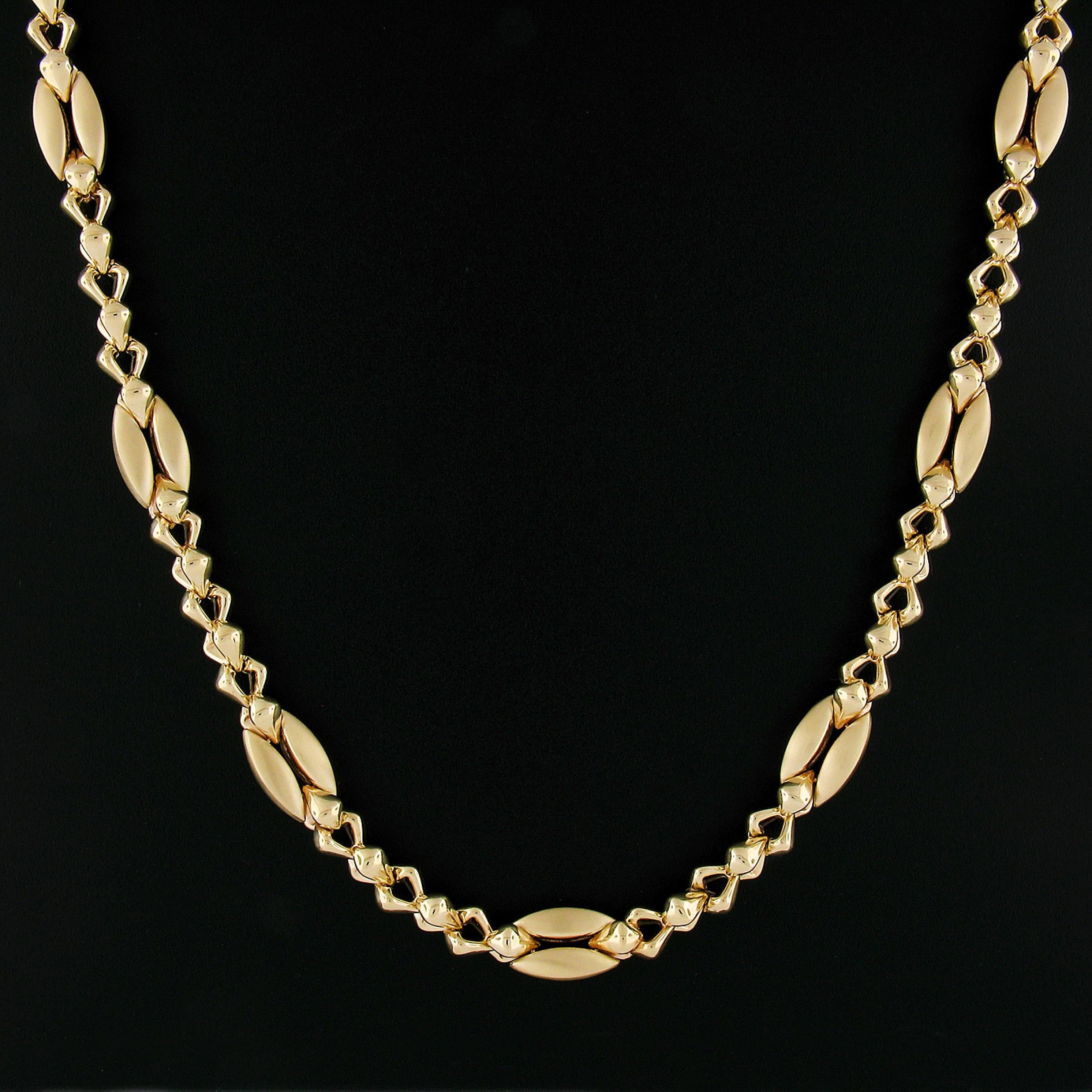 Fancy 14K Gold Long Alternating Polished & Brushed Sections Link Chain Necklace For Sale 1