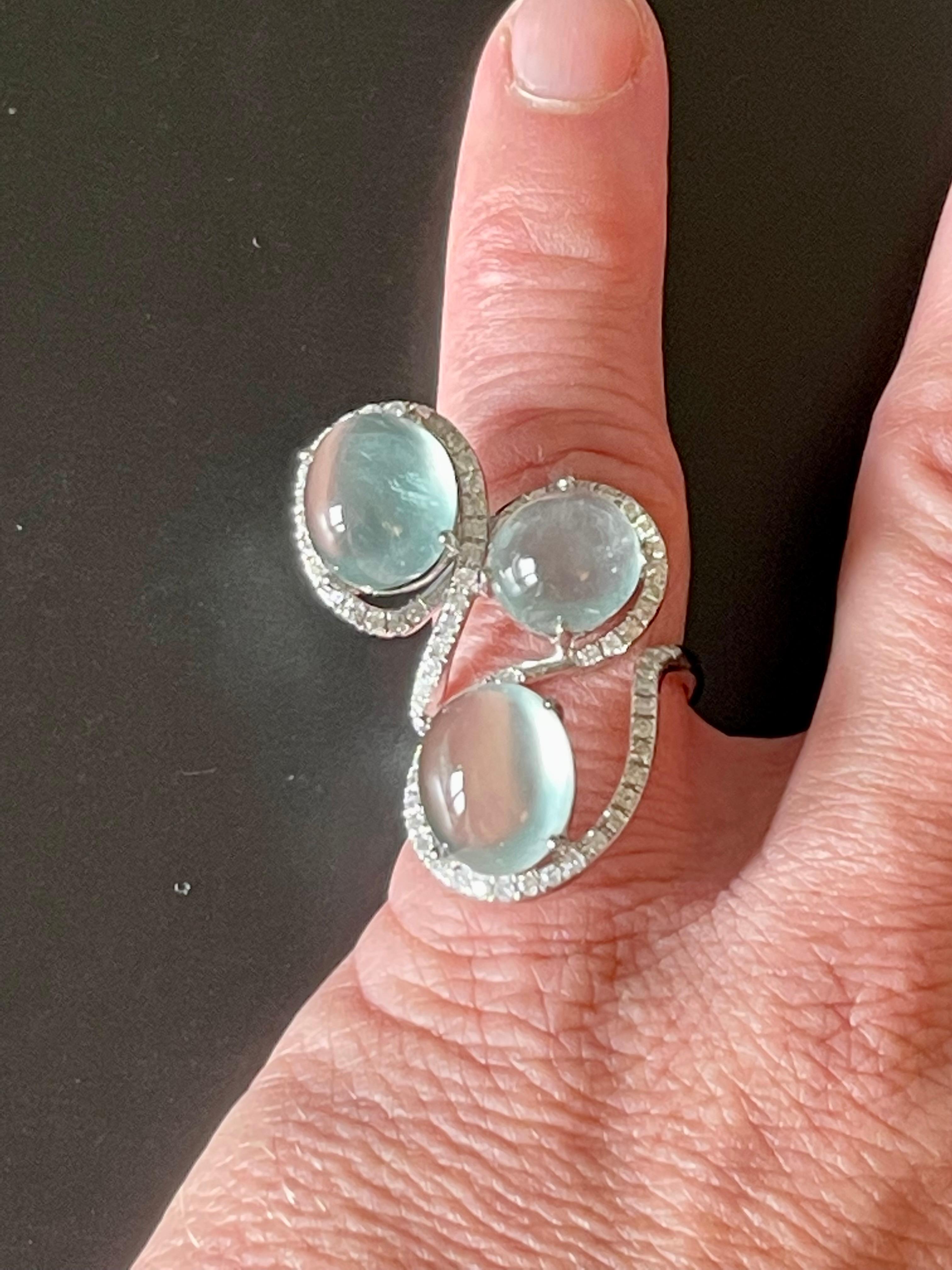 Fancy 18 K white Gold Ring with Prehnite Cabochons and Diamonds For Sale 8