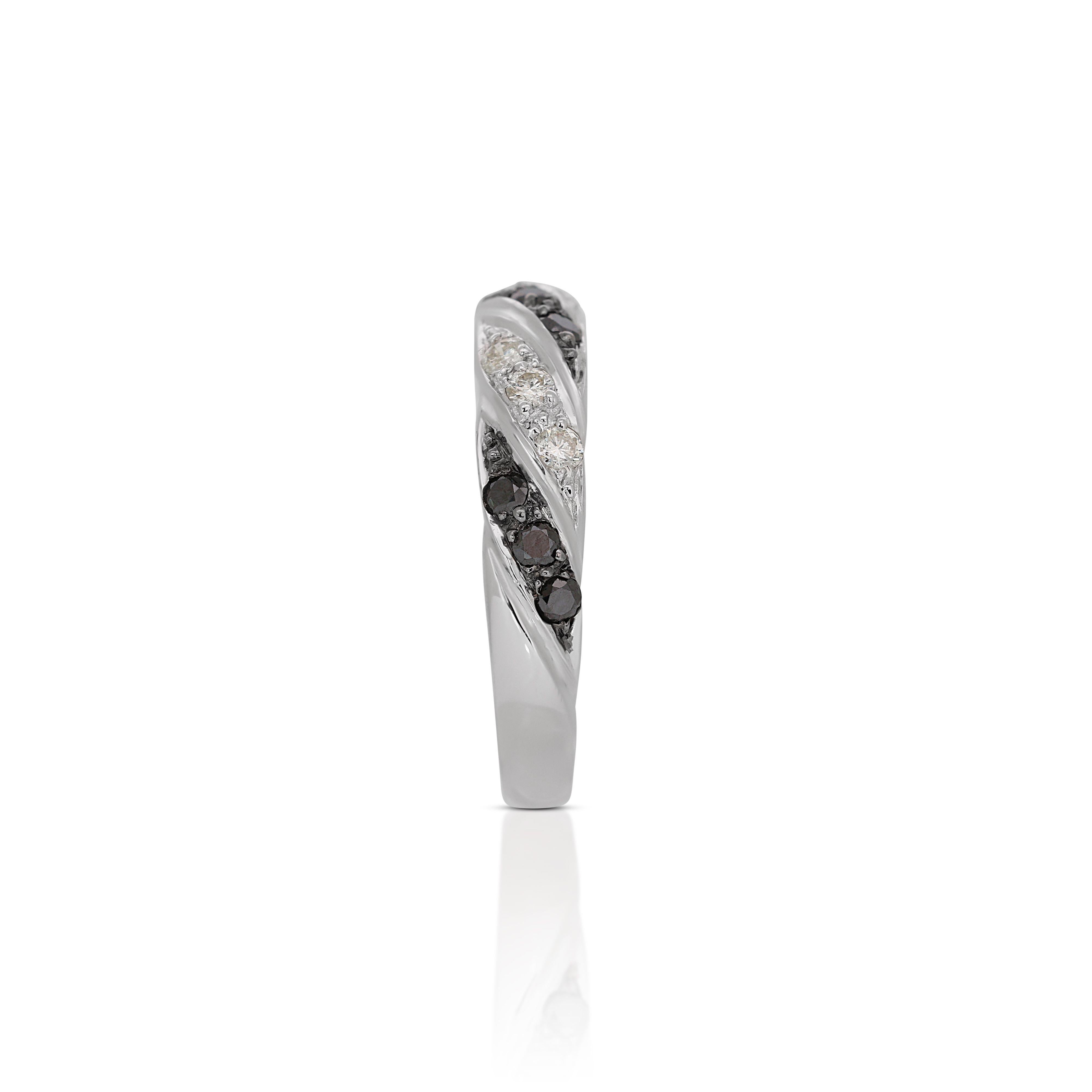 Fancy 18K White Gold Diamond Ring with 0.36ct Natural Diamond For Sale 1