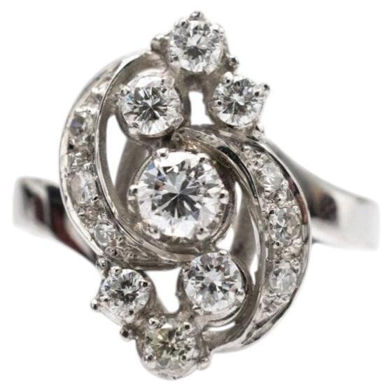 Anello elegante in oro bianco 18k con diamanti taglio brillante da 0,73 ct.