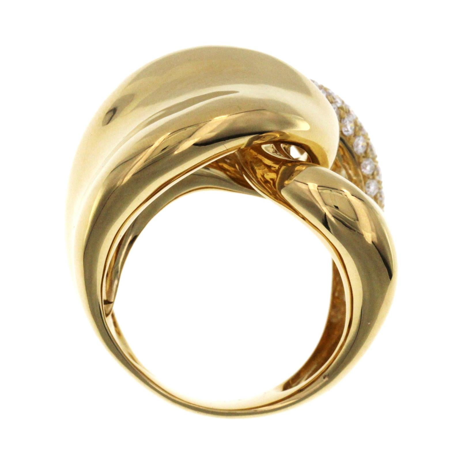 Women's or Men's Fancy 18 Karat Yellow Gold 1.55 Carat Diamond Large Twist Ring