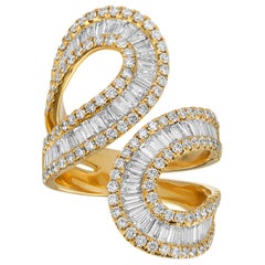 Bague enveloppante fantaisie en or jaune 18 carats avec diamants de 3,79 carats