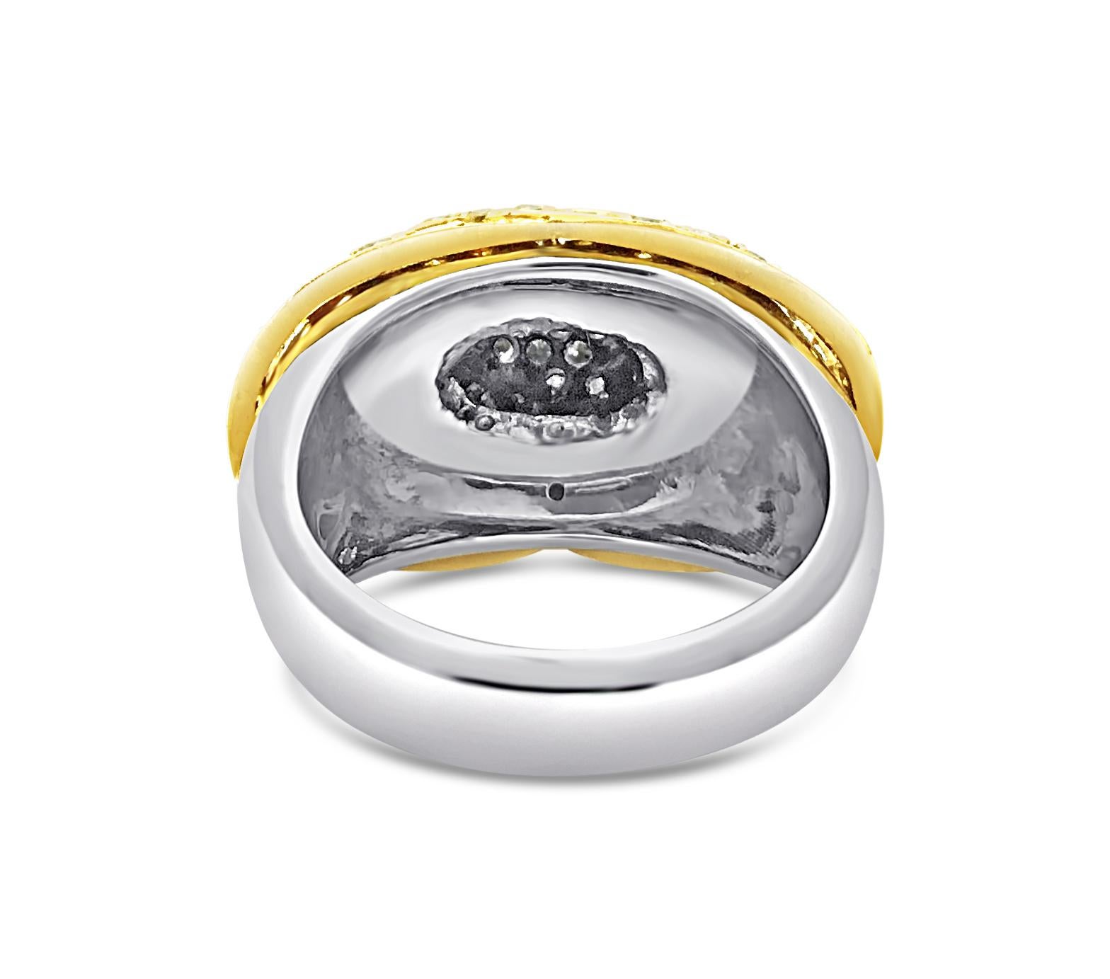 For Sale:  Fancy and colorless diamonds pavè engagement wedding ring 6