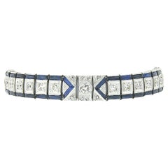 Bracelet Art déco ancien de fantaisie en platine avec lunette en diamants européens et saphirs