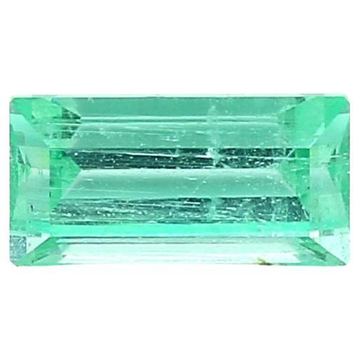 Fancy Baguette Cut Russian Emerald Ring Gem 1.19 Carat Weight ICL Certified For Sale