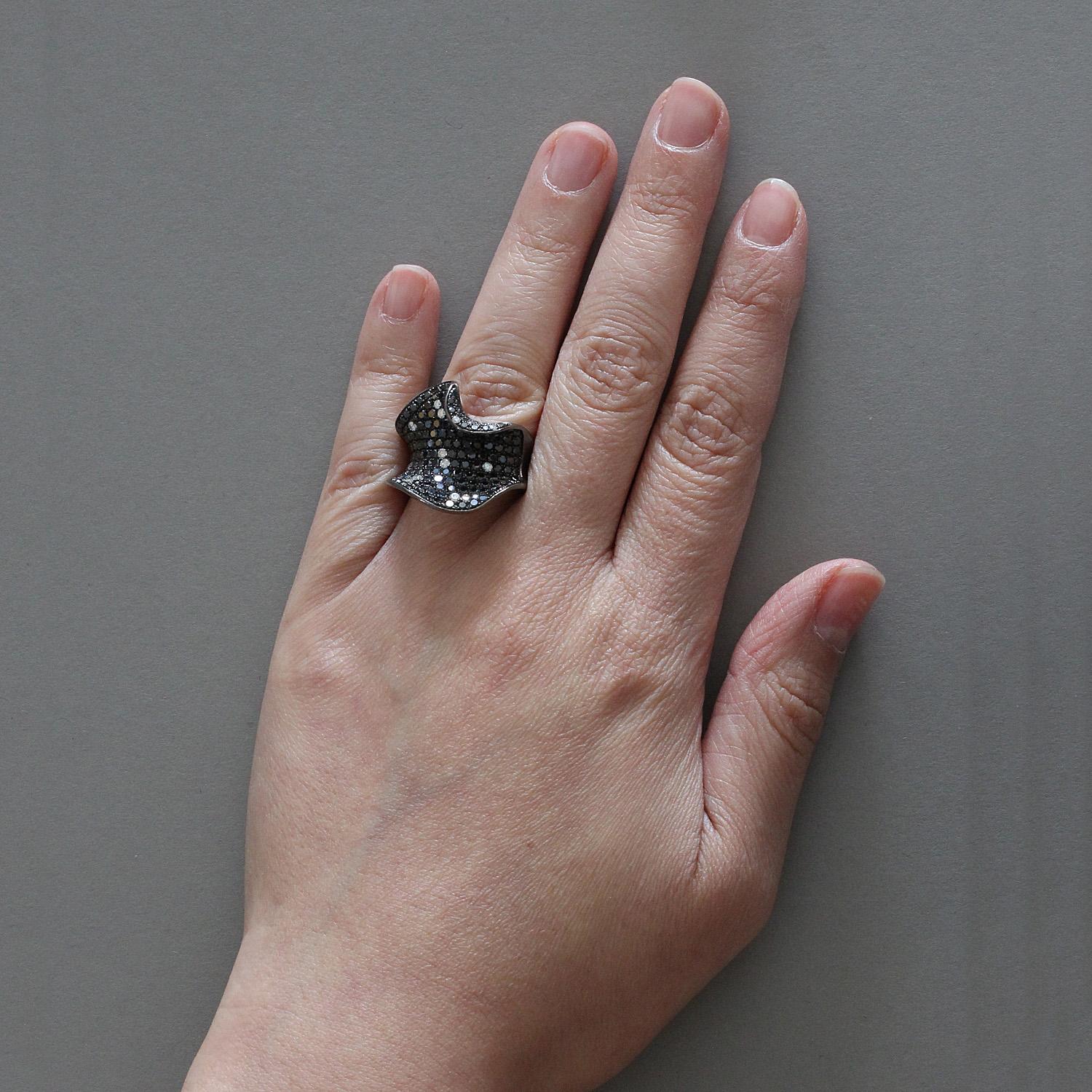 Women's Fancy Black White Diamond Gold Cocktail Ring