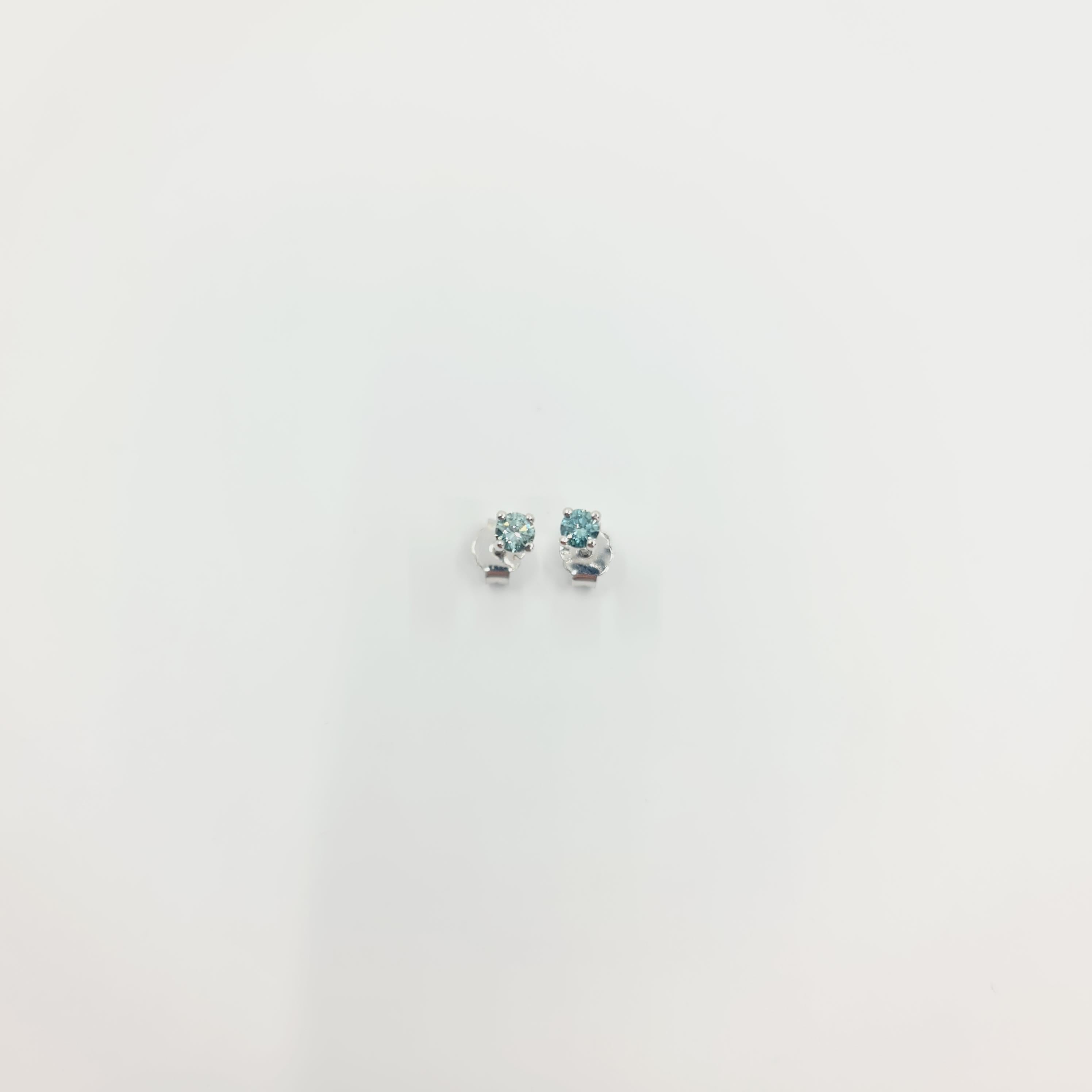 Fancy Blue-Green Diamond Earrings 0.27 Ct Fancy Intense Blue-Green/VS 18k Gold For Sale 1
