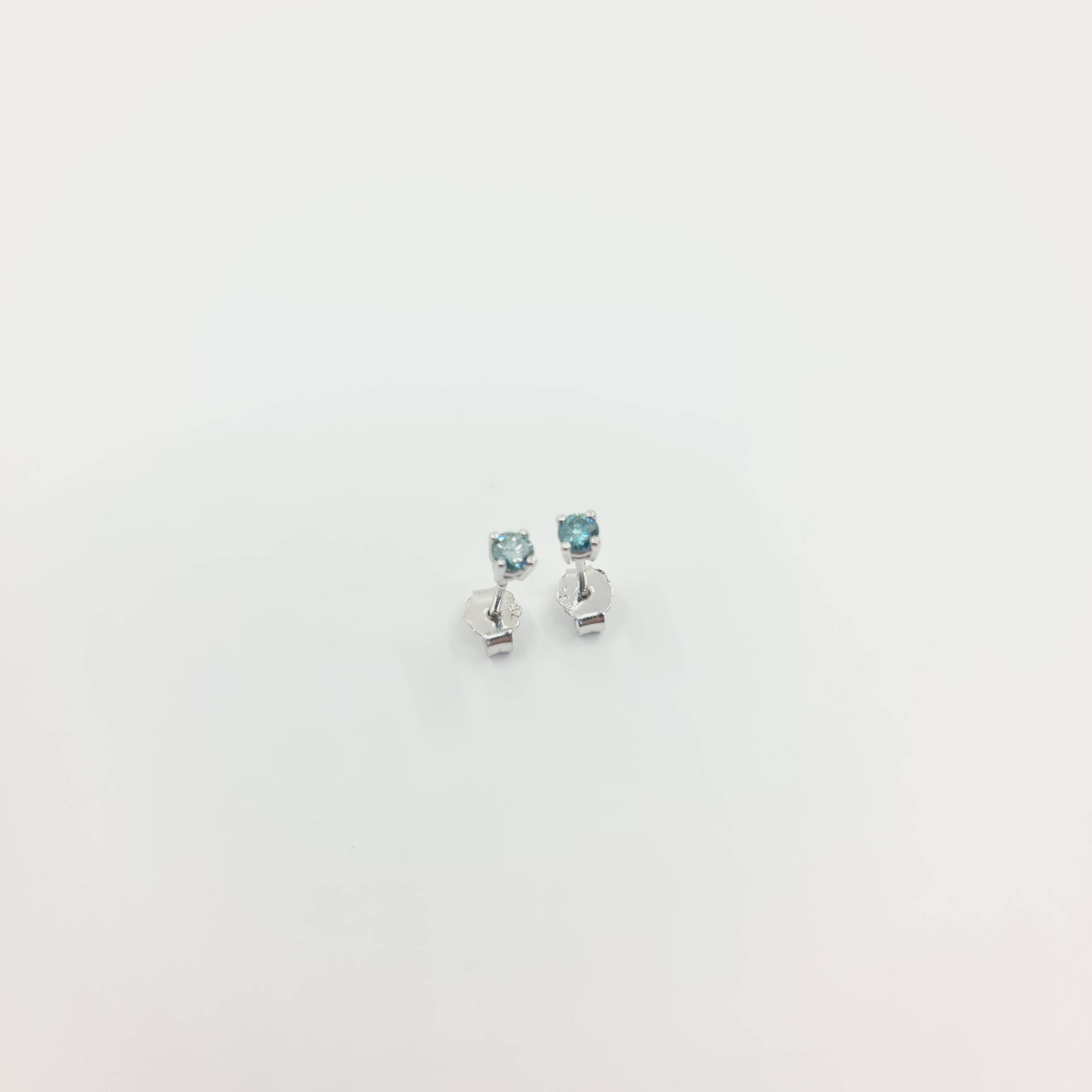 Fancy Blue-Green Diamond Earrings 0.27 Ct Fancy Intense Blue-Green/VS 18k Gold For Sale 2