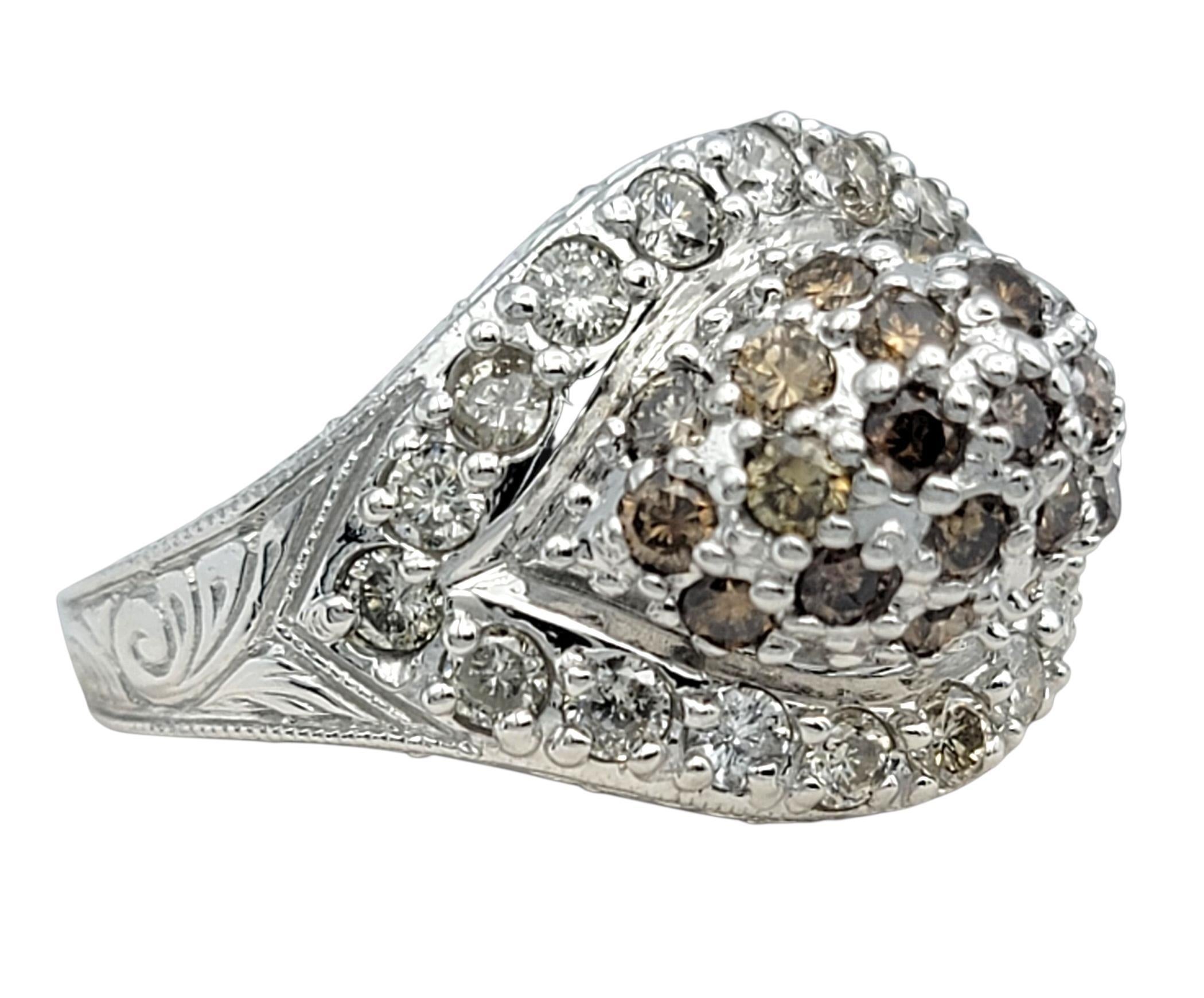 Contemporaneo Fancy Brown and White Diamond Graduated Dome Ring in 14 Karat White Gold in vendita